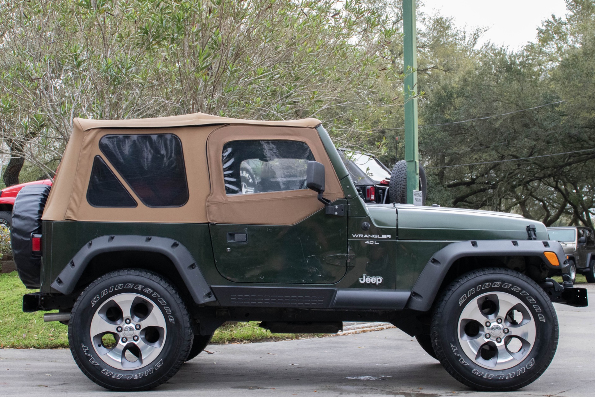 Used-1998-Jeep-Wrangler-Sport