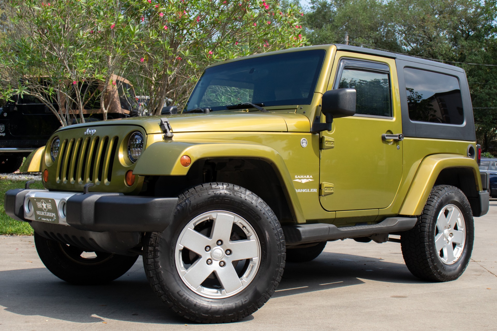 Used-2008-Jeep-Wrangler-Sahara