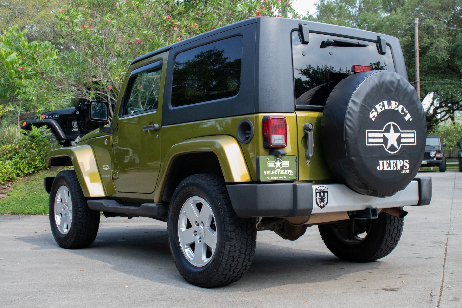 Used-2008-Jeep-Wrangler-Sahara