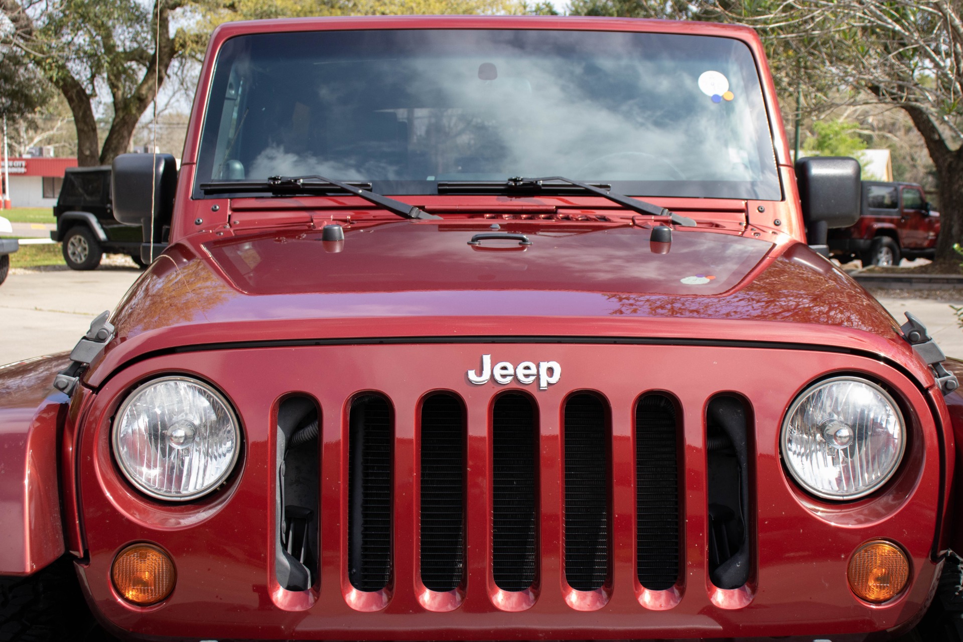 Used-2010-Jeep-Wrangler-Unlimited-Sahara