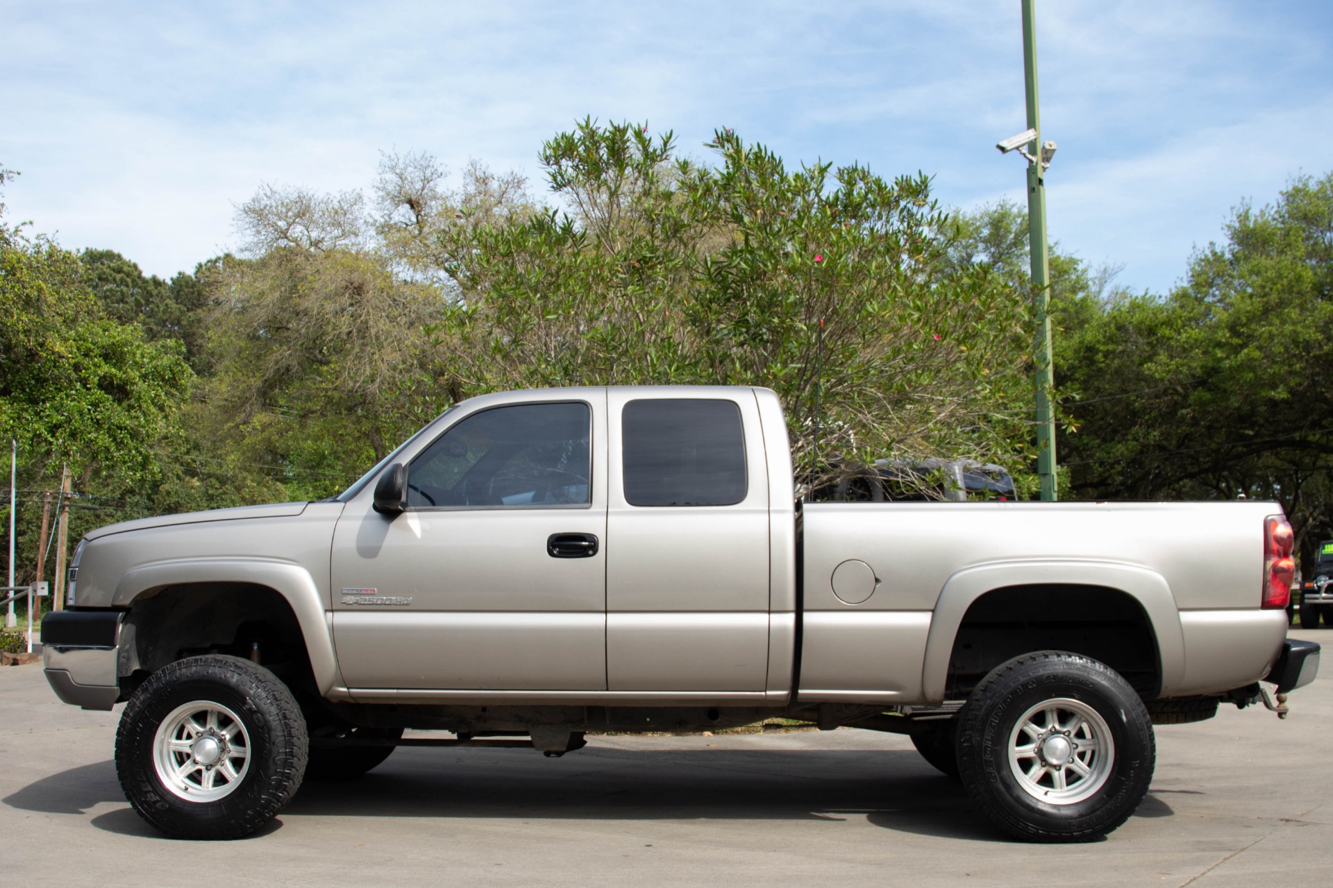 Used-2003-Chevrolet-Silverado-2500HD-LS