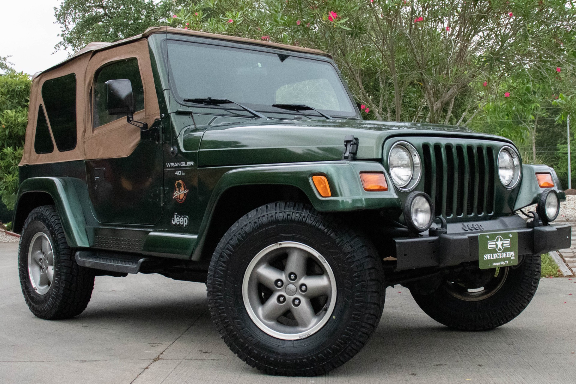 Total 65+ imagen 1998 jeep wrangler sport green