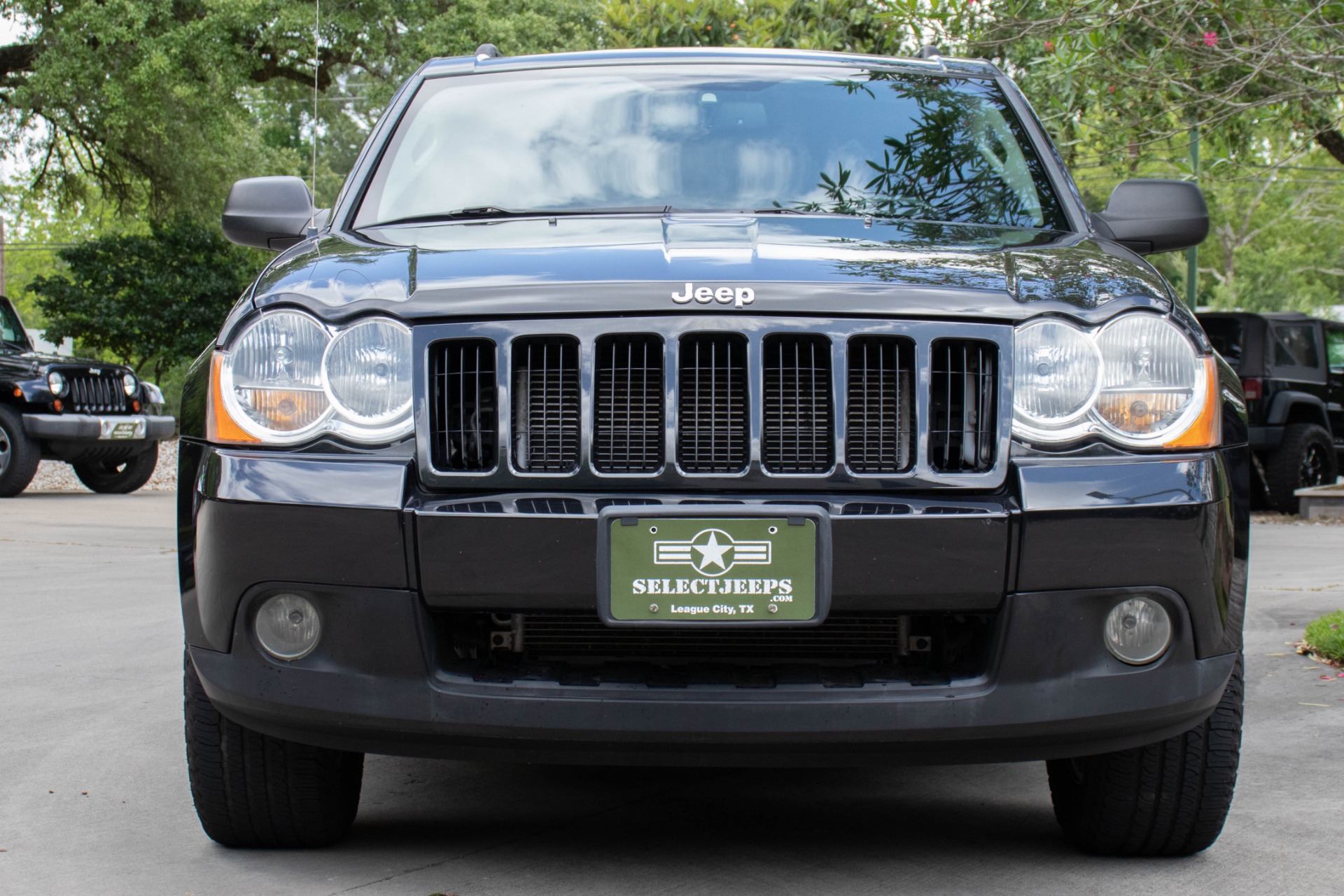 Used-2008-Jeep-Grand-Cherokee-Laredo