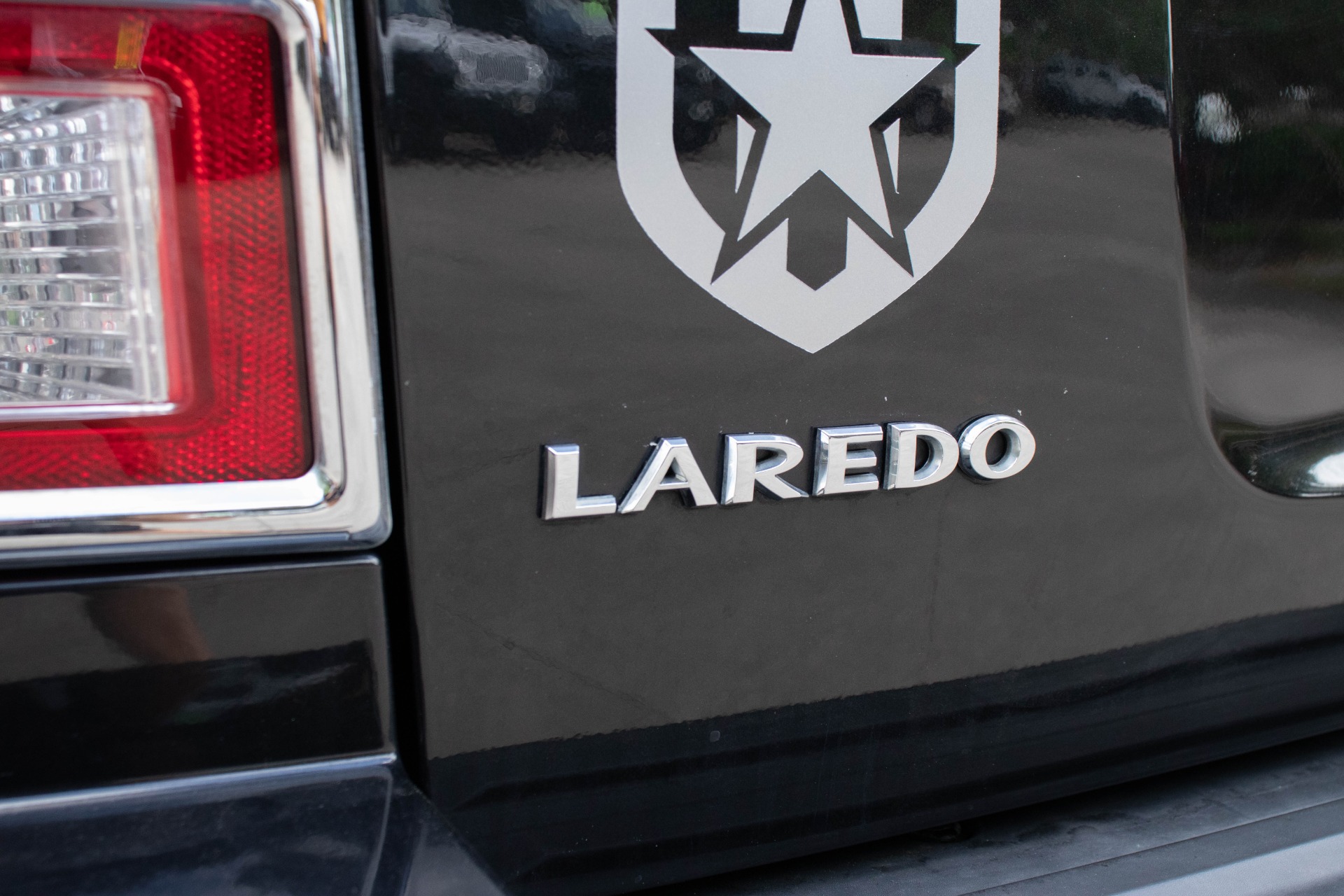 Used-2008-Jeep-Grand-Cherokee-Laredo