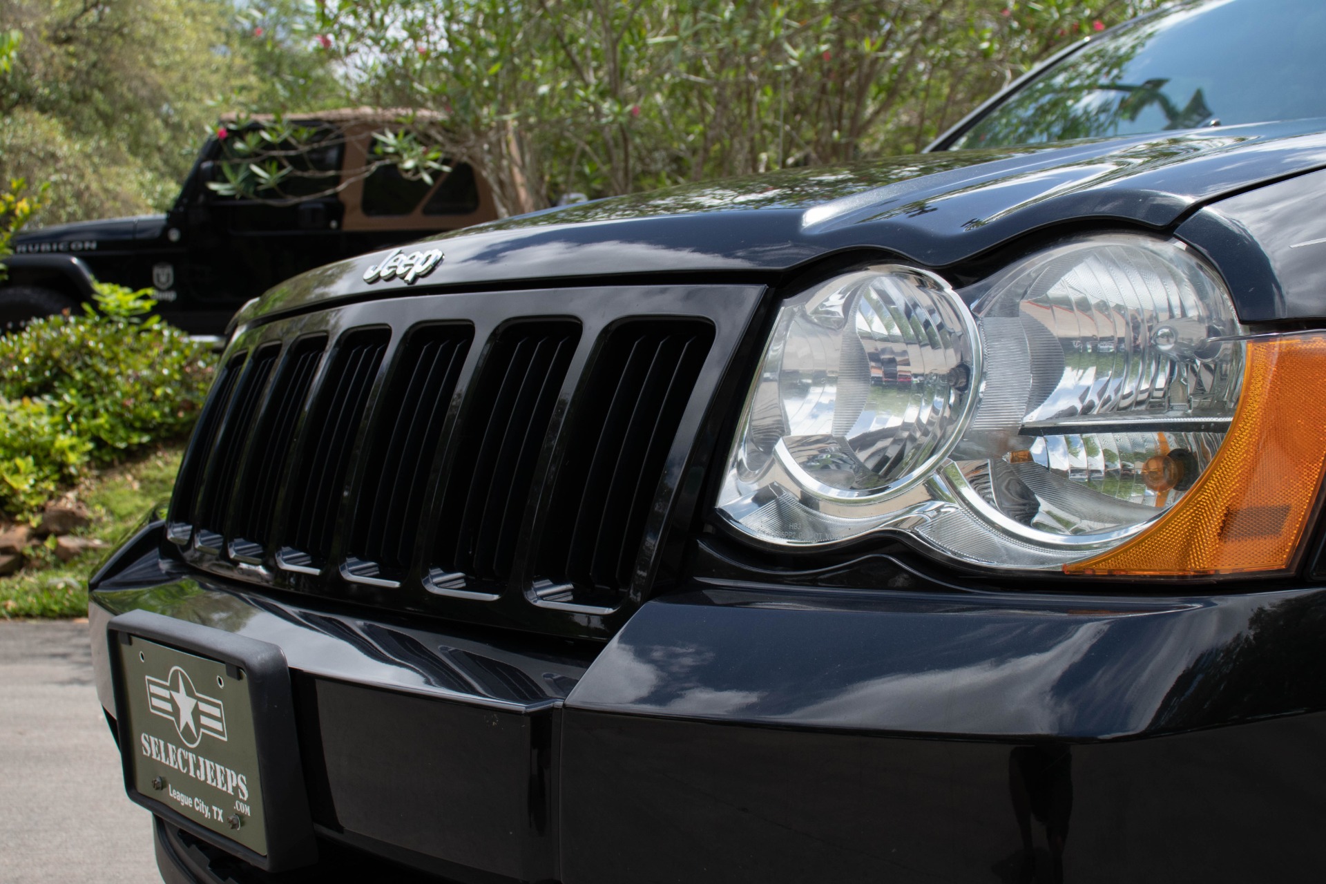 Used-2008-Jeep-Grand-Cherokee-Laredo