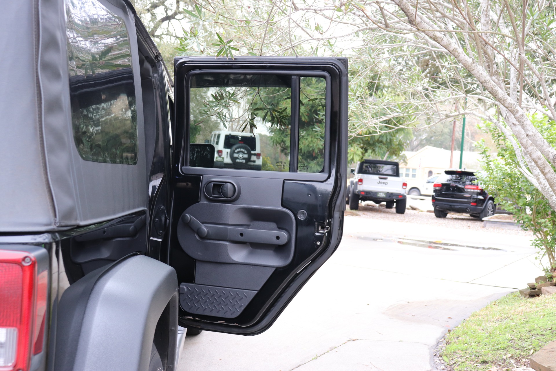 Used-2008-Jeep-Wrangler-Unlimited-X