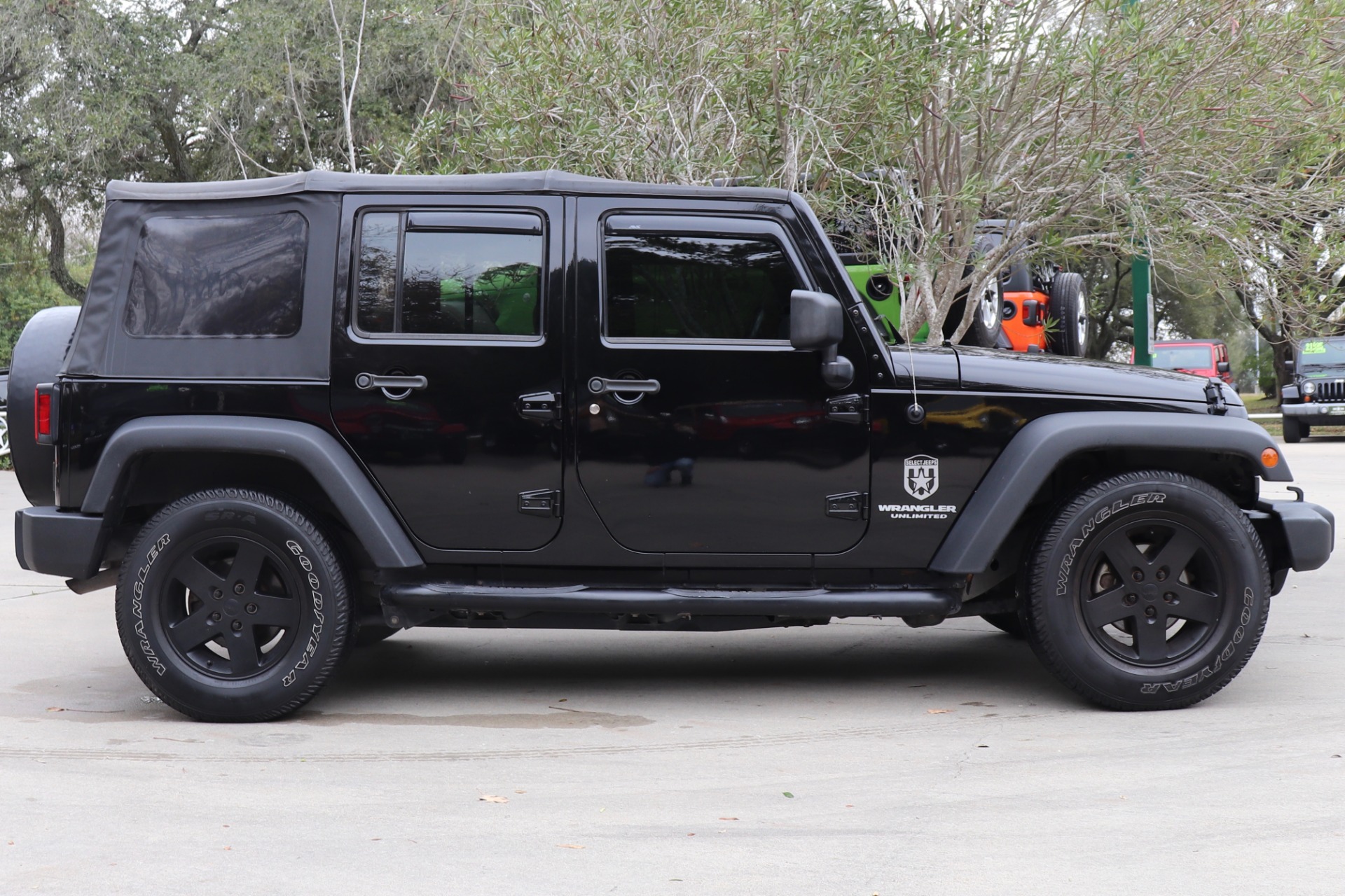 Used-2008-Jeep-Wrangler-Unlimited-X