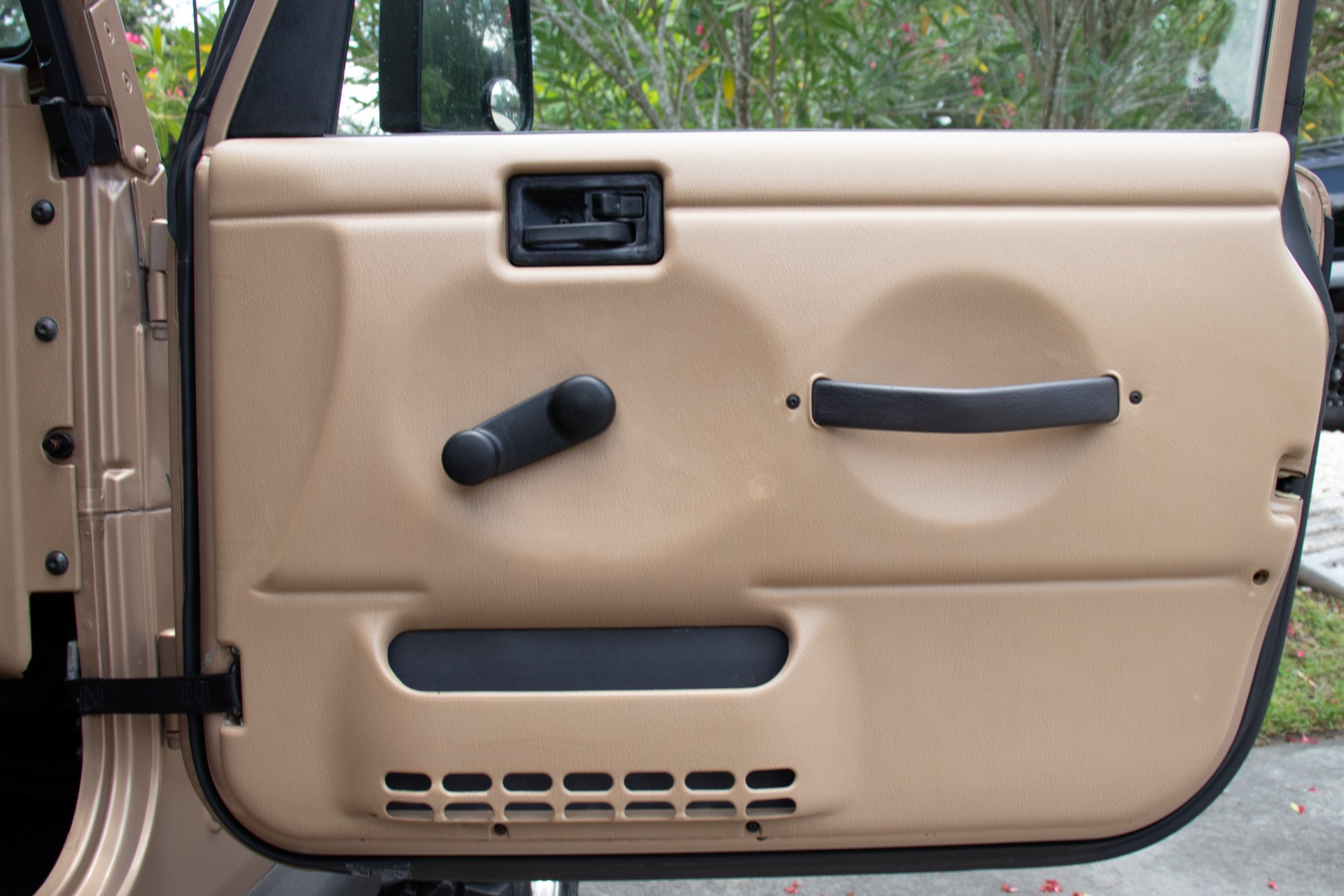 Used-1999-Jeep-Wrangler-Sport For Sale | Select Jeeps Inc. Used-1999-Jeep-Wrangler-Sport