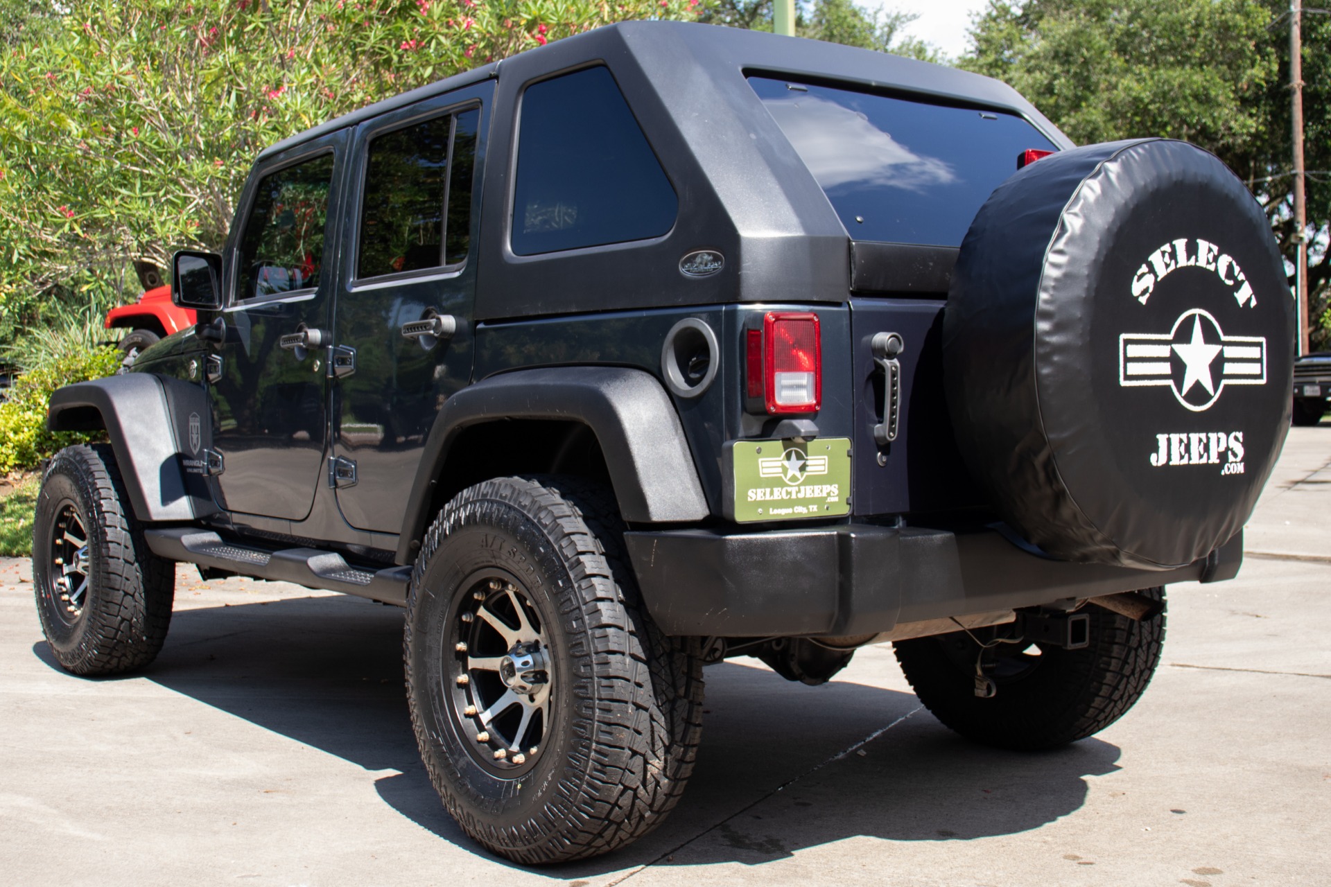 Used-2008-Jeep-Wrangler-Unlimited-X