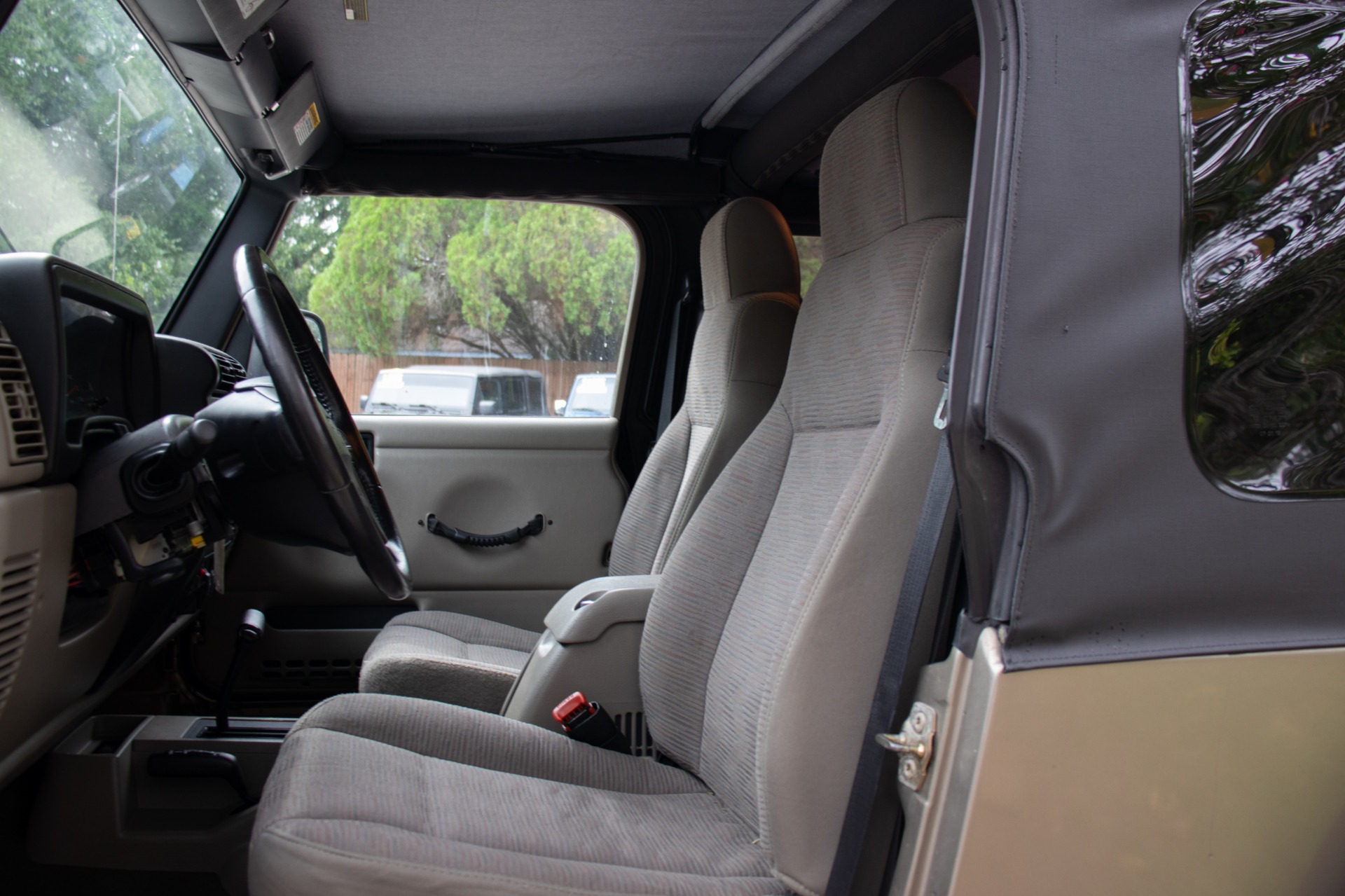 Used-2005-Jeep-Wrangler-Unlimited