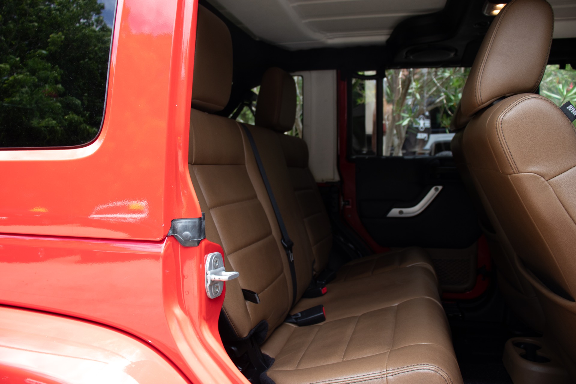 Used-2011-Jeep-Wrangler-Unlimited-Sahara