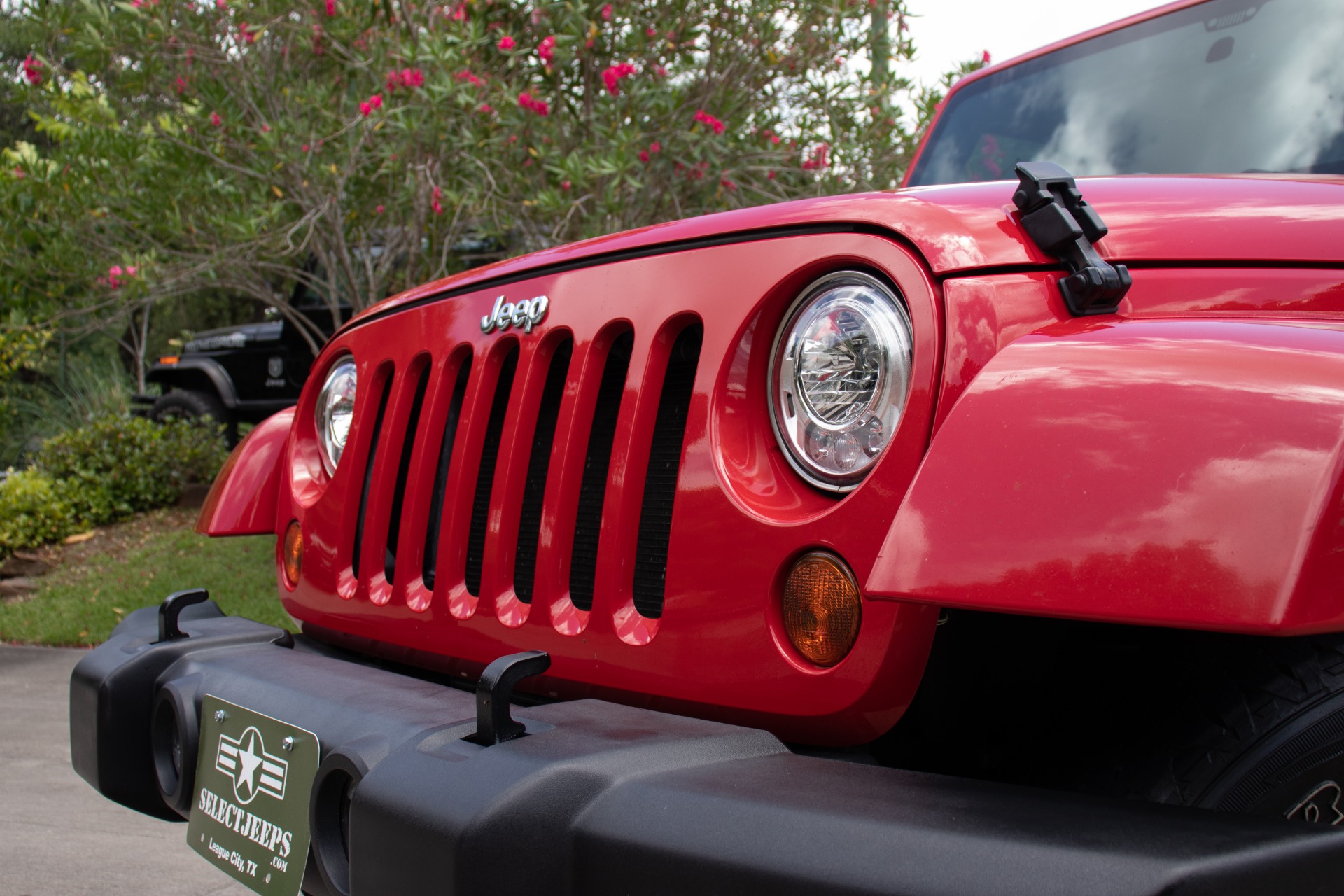 Used-2011-Jeep-Wrangler-Unlimited-Sahara