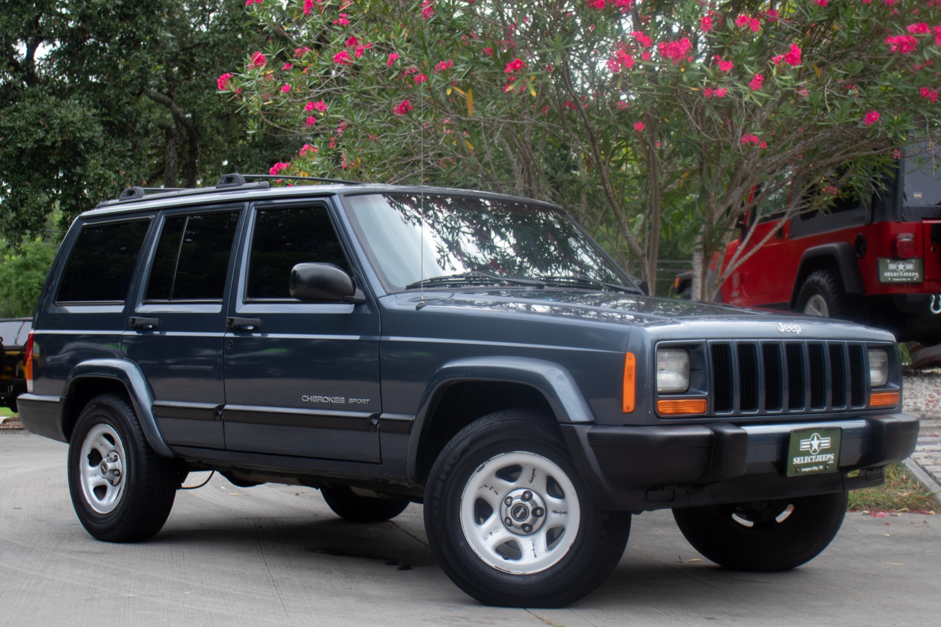 Used-2001-Jeep-Cherokee-Sport For Sale | Select Jeeps Inc. Used-2001-Jeep-Cherokee-Sport