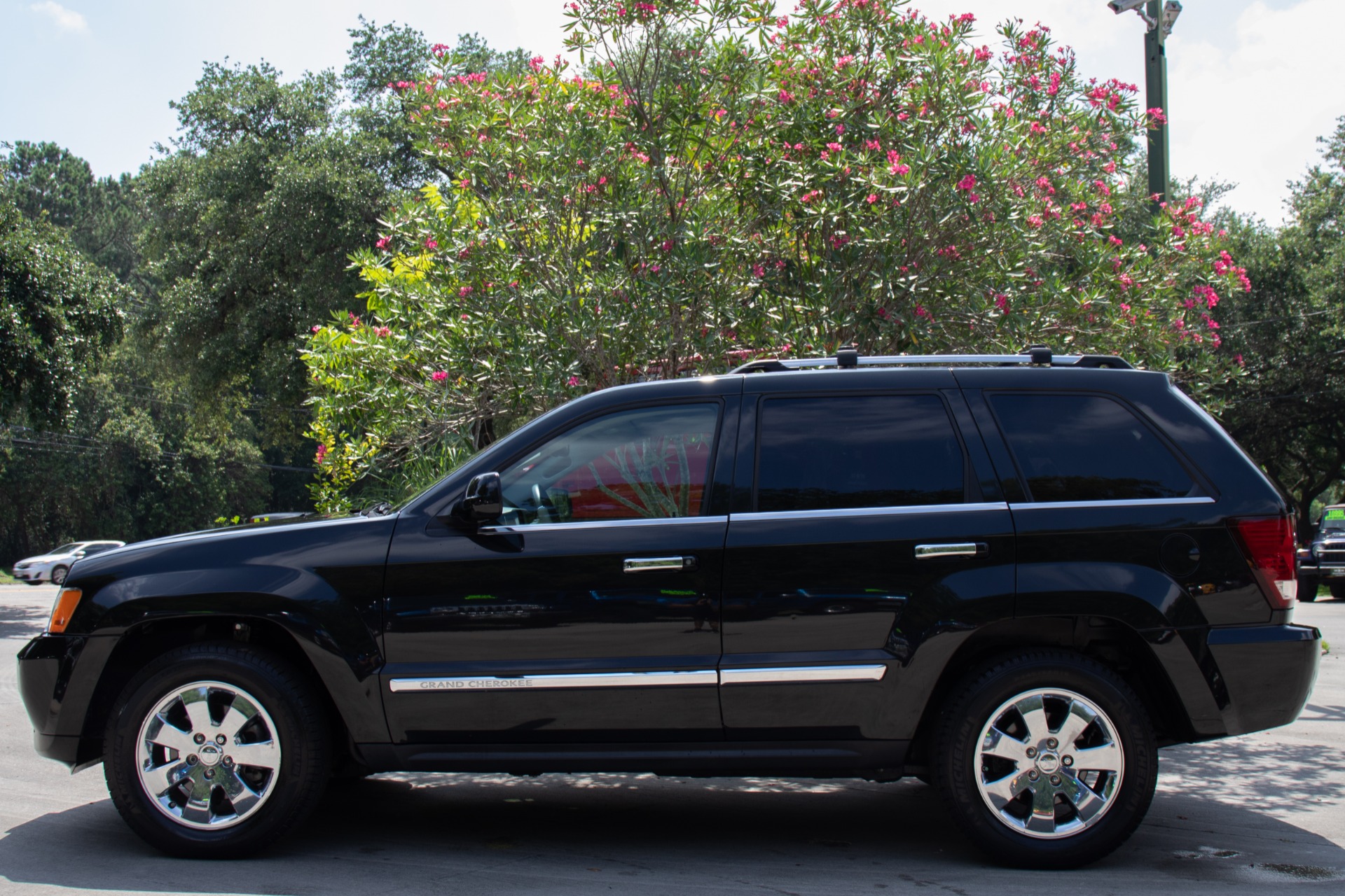 Used-2010-Jeep-Grand-Cherokee-Limited