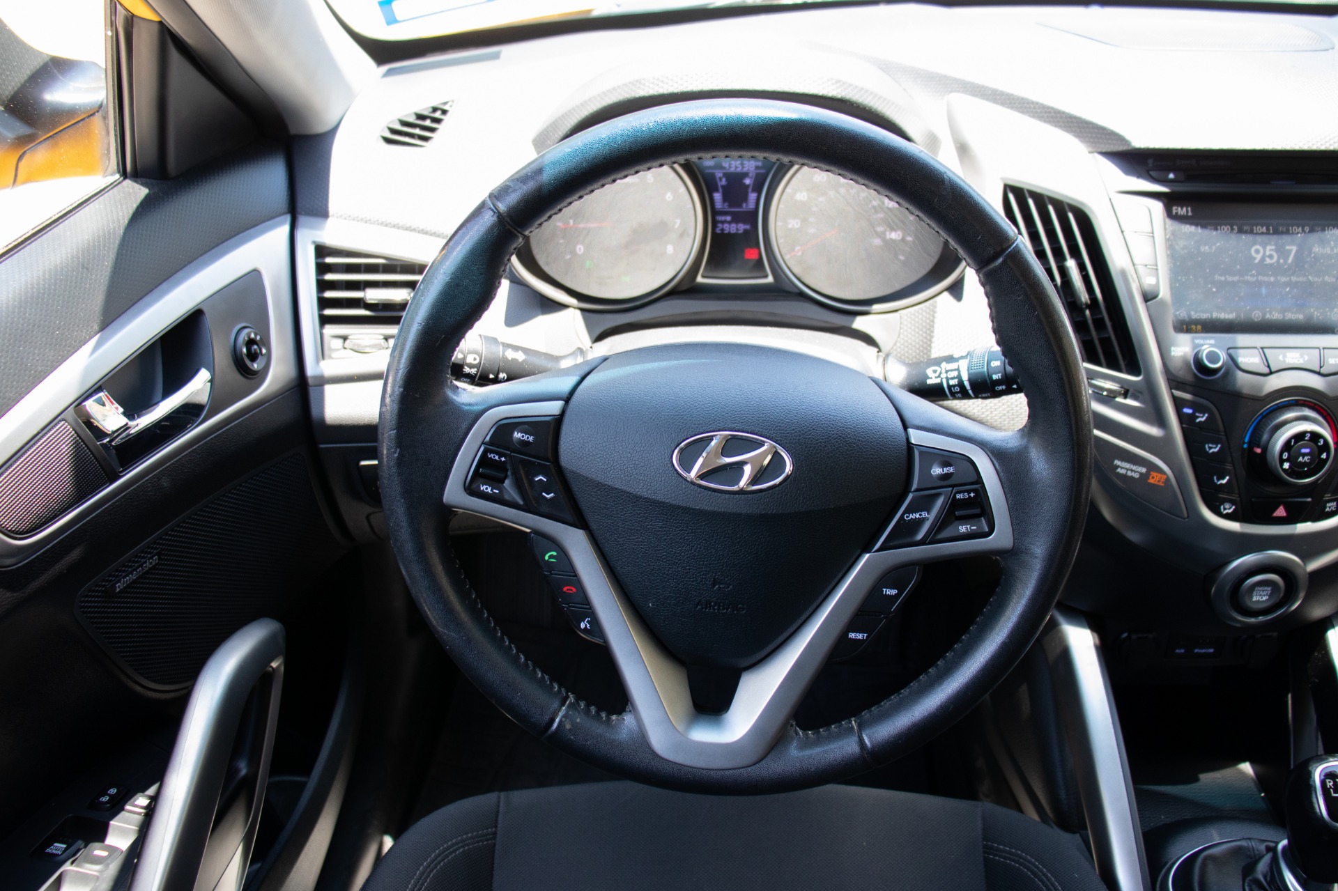 Used-2013-Hyundai-Veloster-RE-MIX