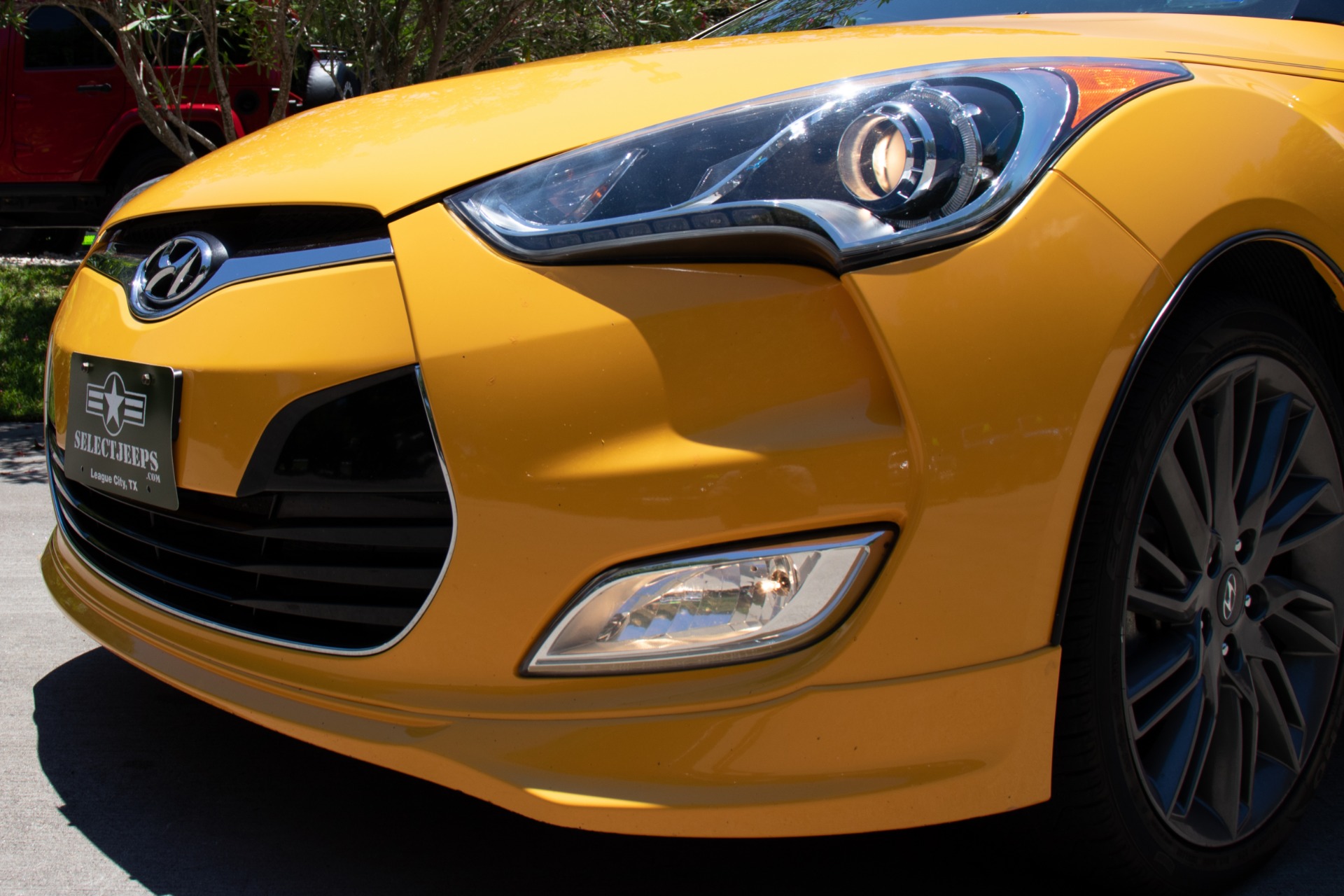 Used-2013-Hyundai-Veloster-RE-MIX