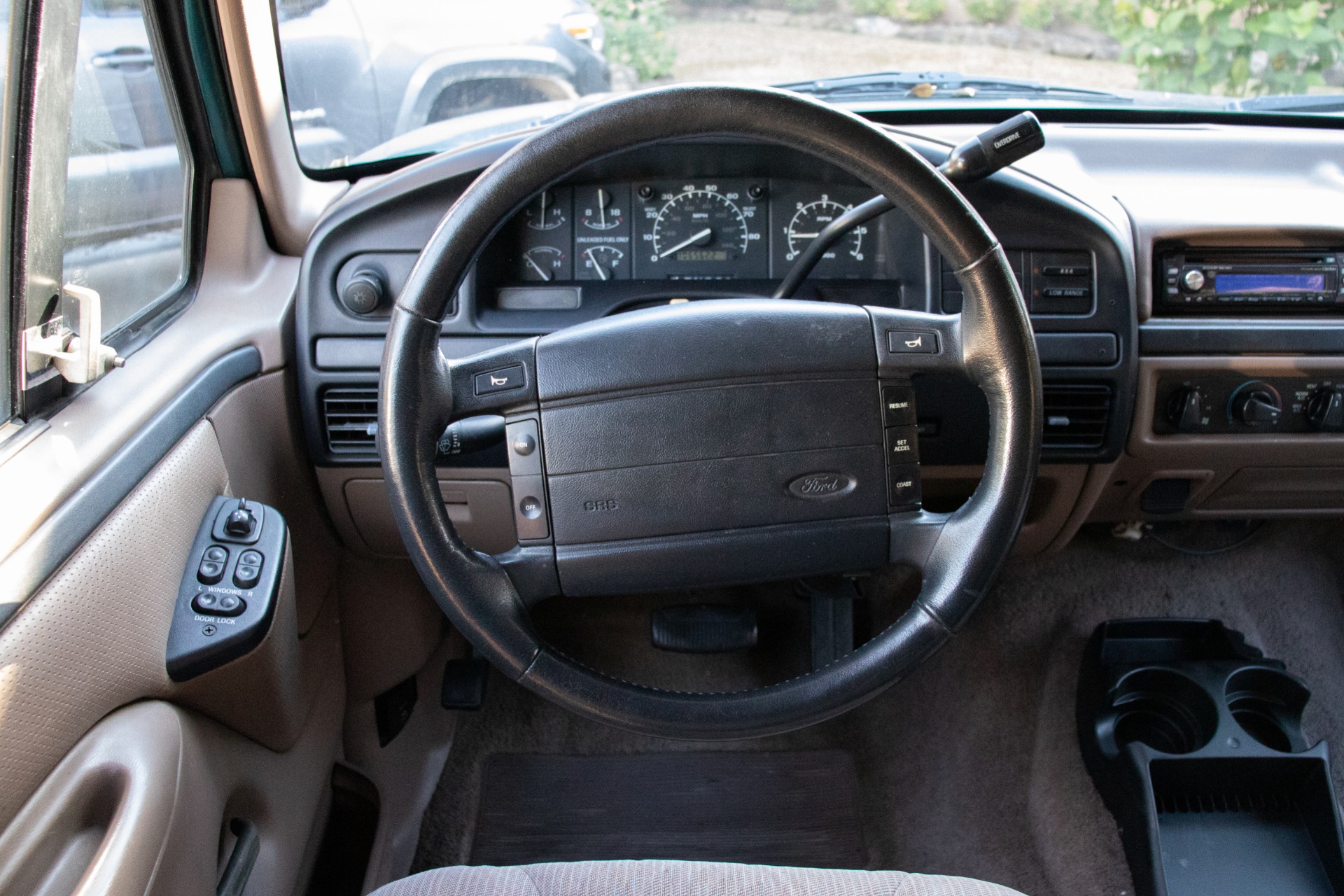 Used-1996-Ford-Bronco-XLT