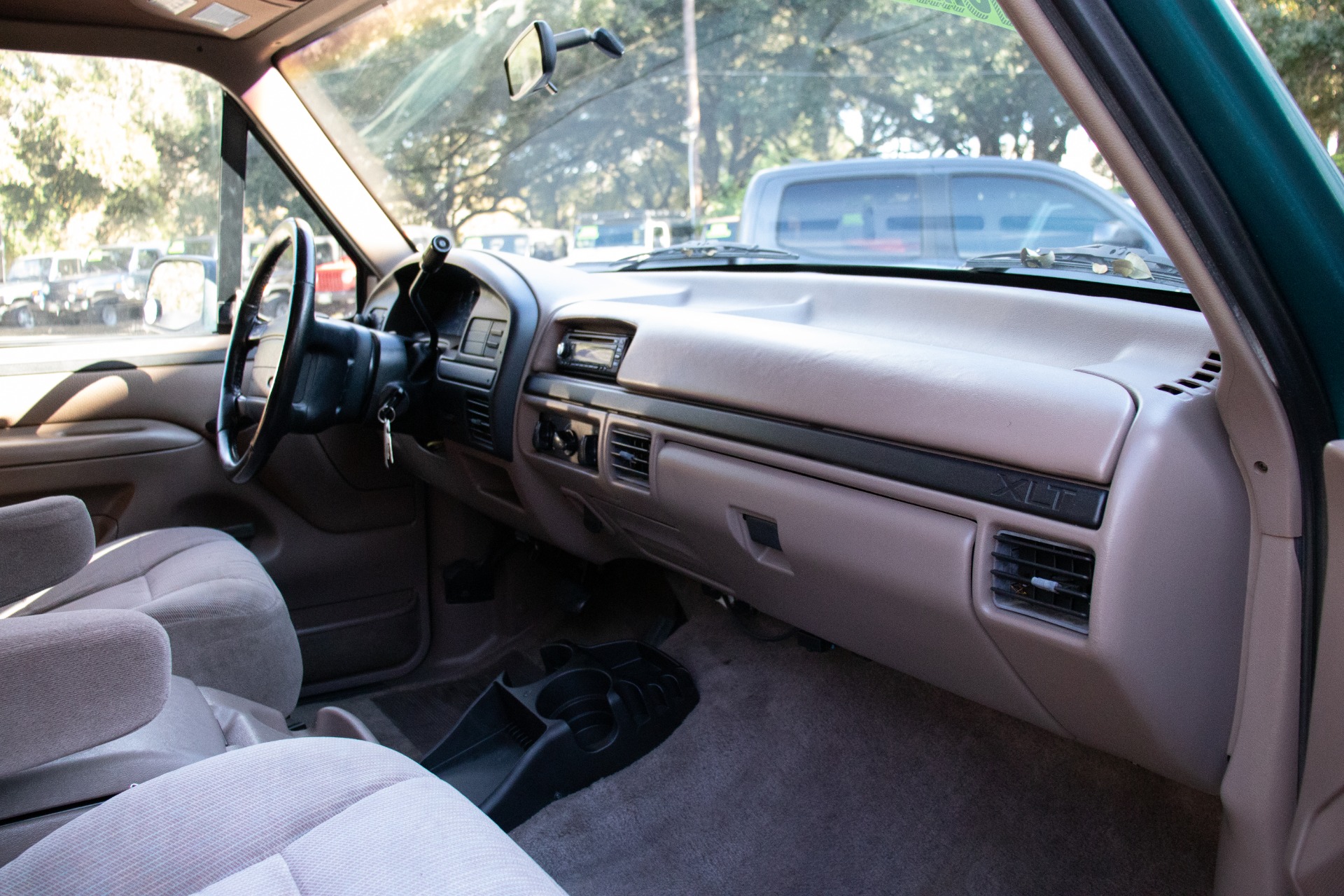 Used-1996-Ford-Bronco-XLT