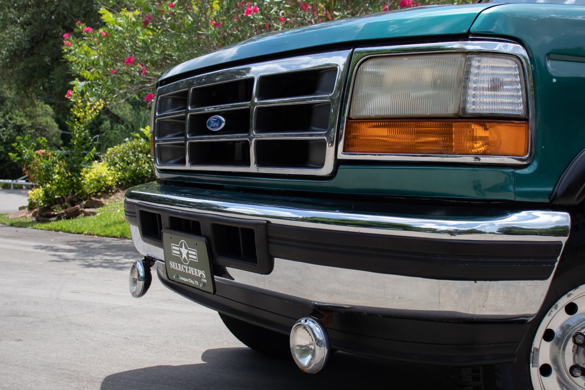 Used-1996-Ford-Bronco-XLT