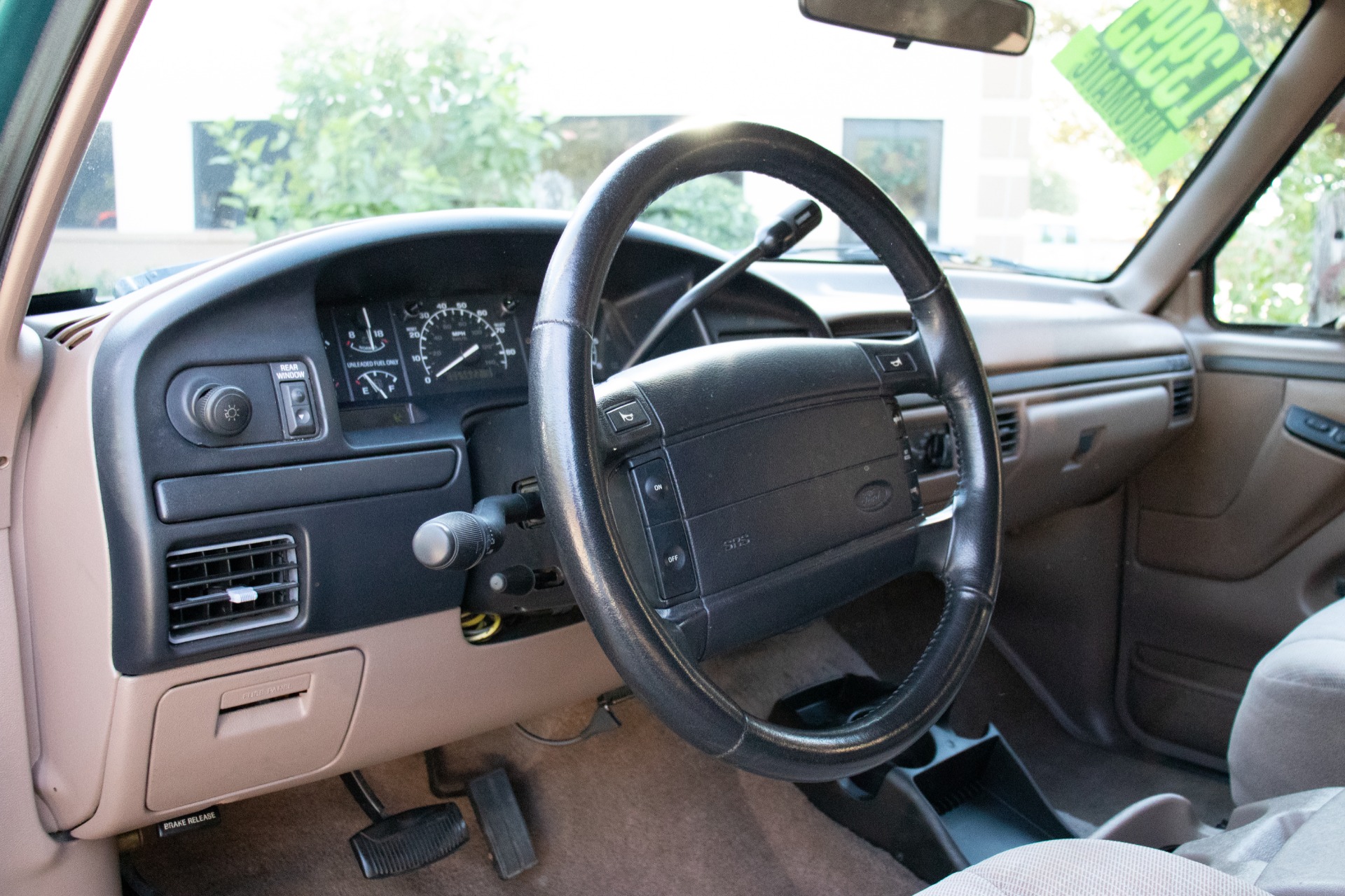 Used-1996-Ford-Bronco-XLT