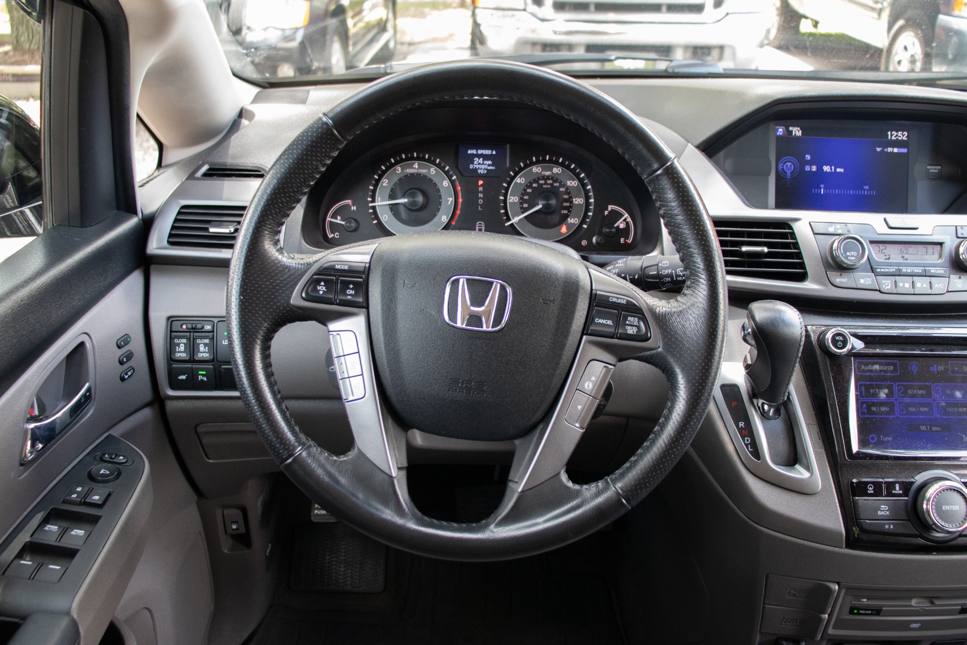 Used-2014-Honda-Odyssey-Touring