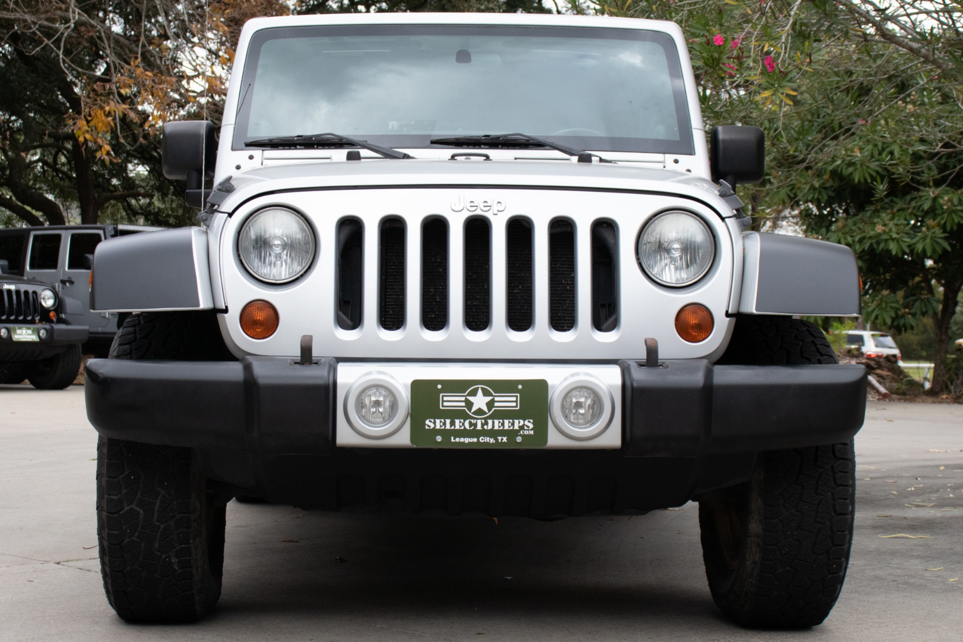 Used-2011-Jeep-Wrangler-Unlimited-Sahara