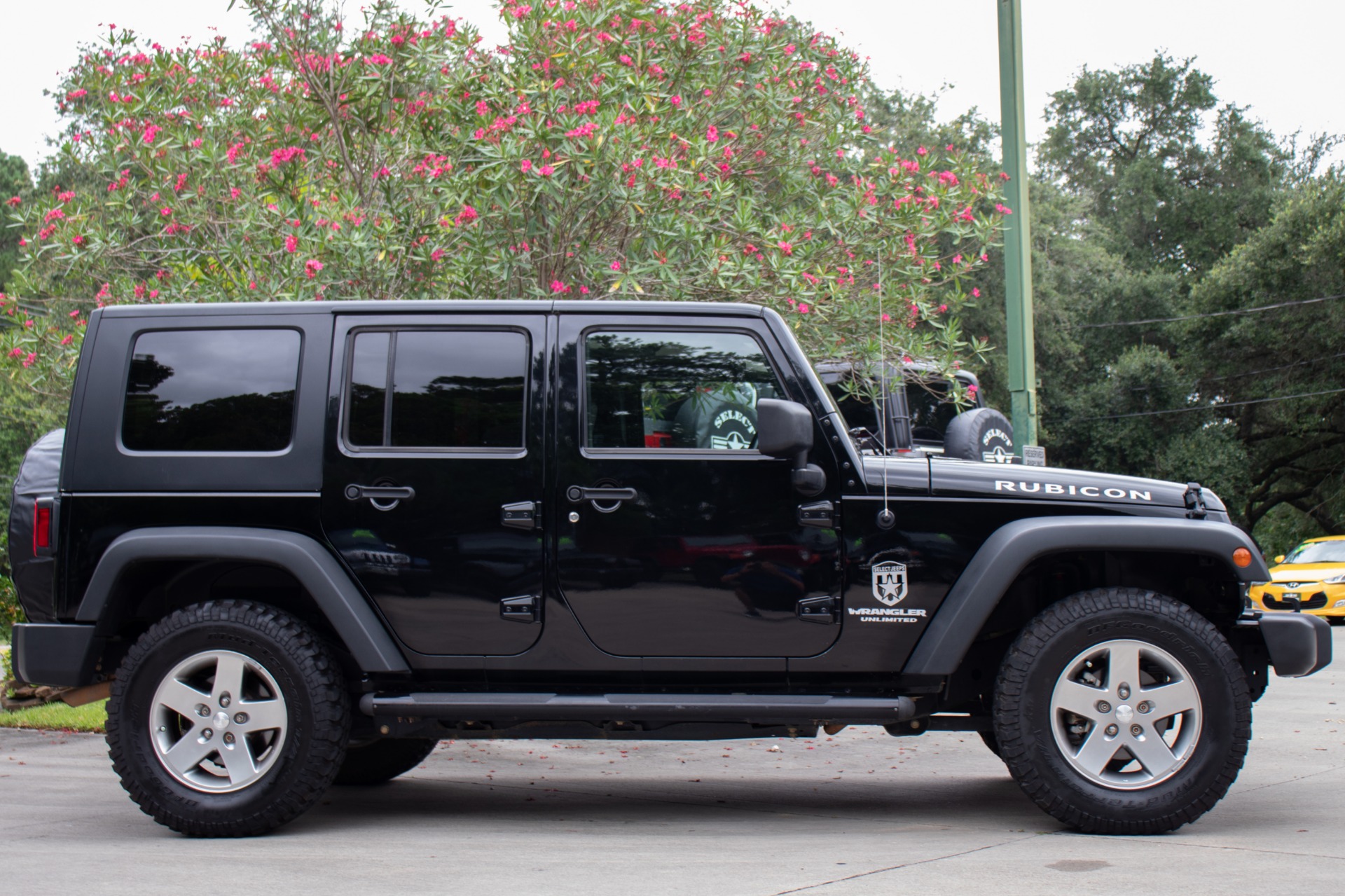 Used-2010-Jeep-Wrangler-Unlimited-Rubicon