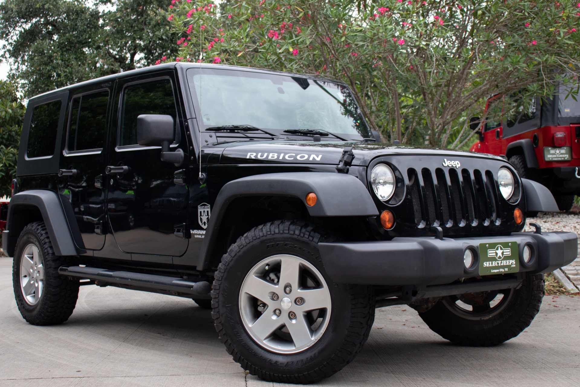 Used-2010-Jeep-Wrangler-Unlimited-Rubicon