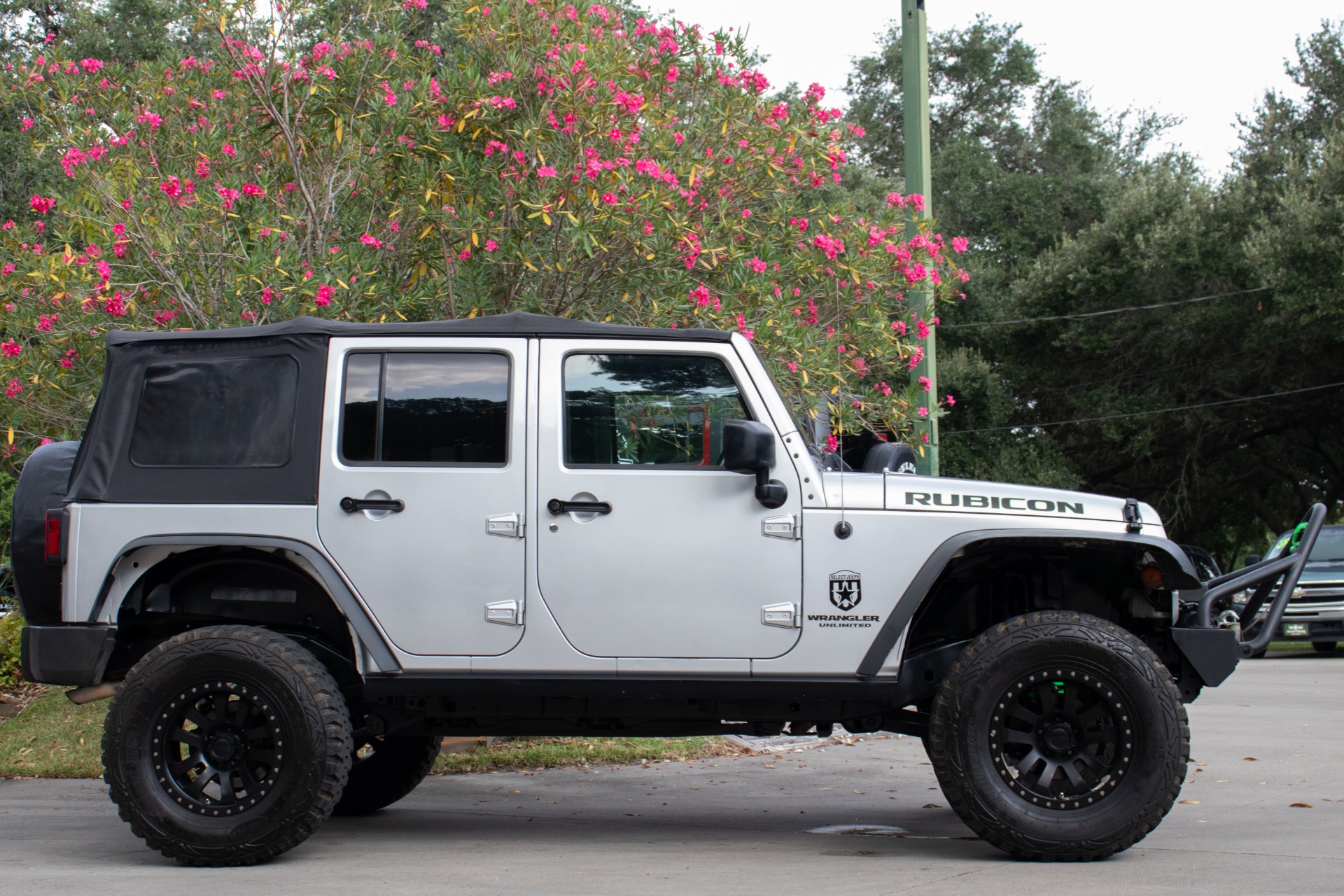 Used-2010-Jeep-Wrangler-Unlimited-Rubicon