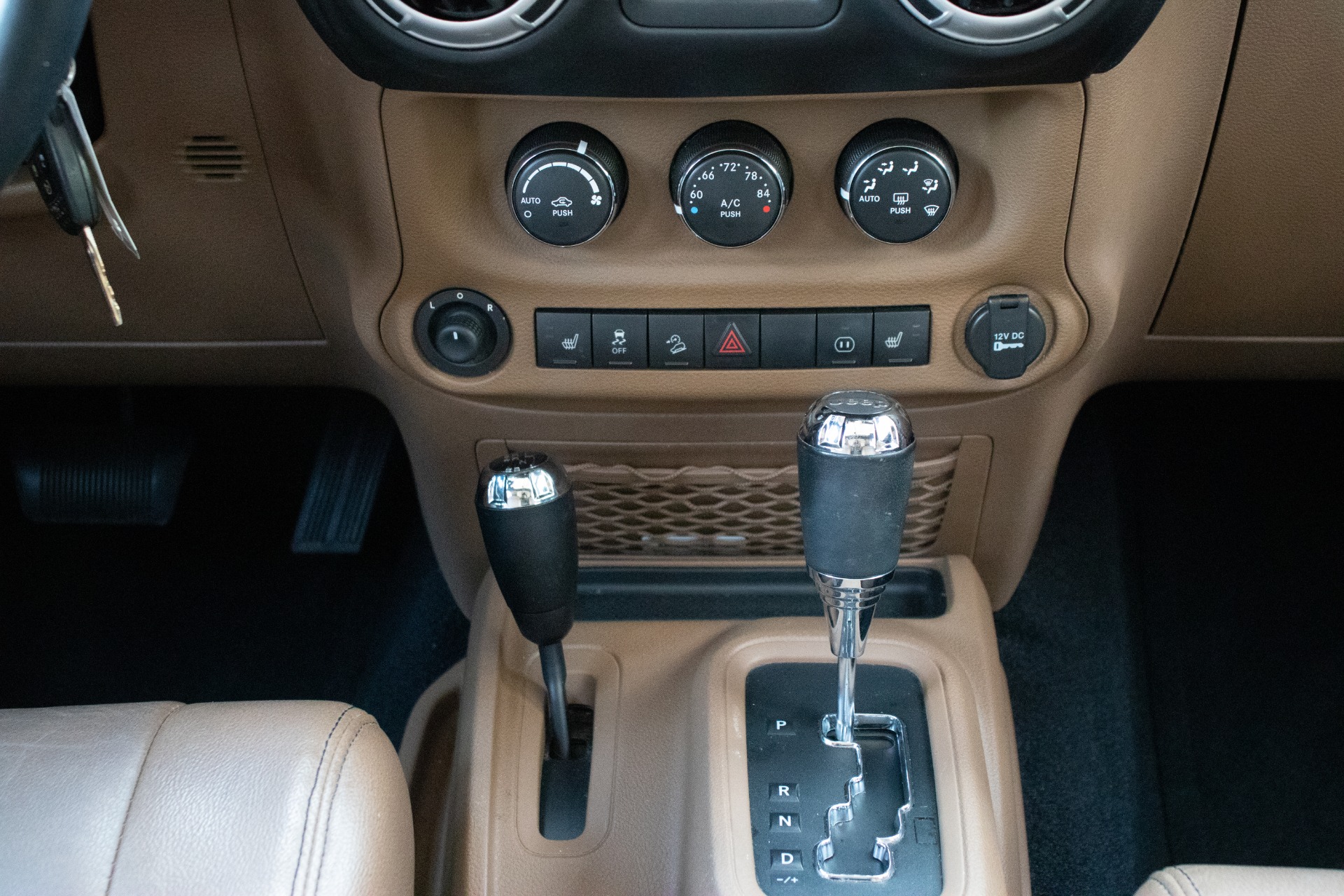 Used-2012-Jeep-Wrangler-Unlimited-Sahara For Sale | Select Jeeps Inc. Used-2012-Jeep-Wrangler-Unlimited-Sahara