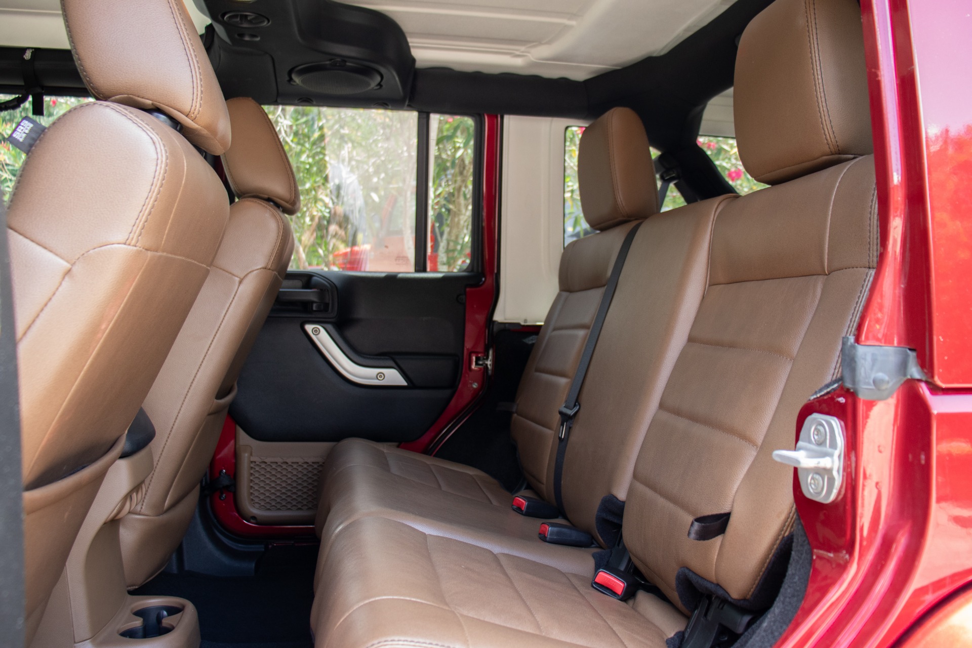 Used-2012-Jeep-Wrangler-Unlimited-Sahara For Sale | Select Jeeps Inc. Used-2012-Jeep-Wrangler-Unlimited-Sahara