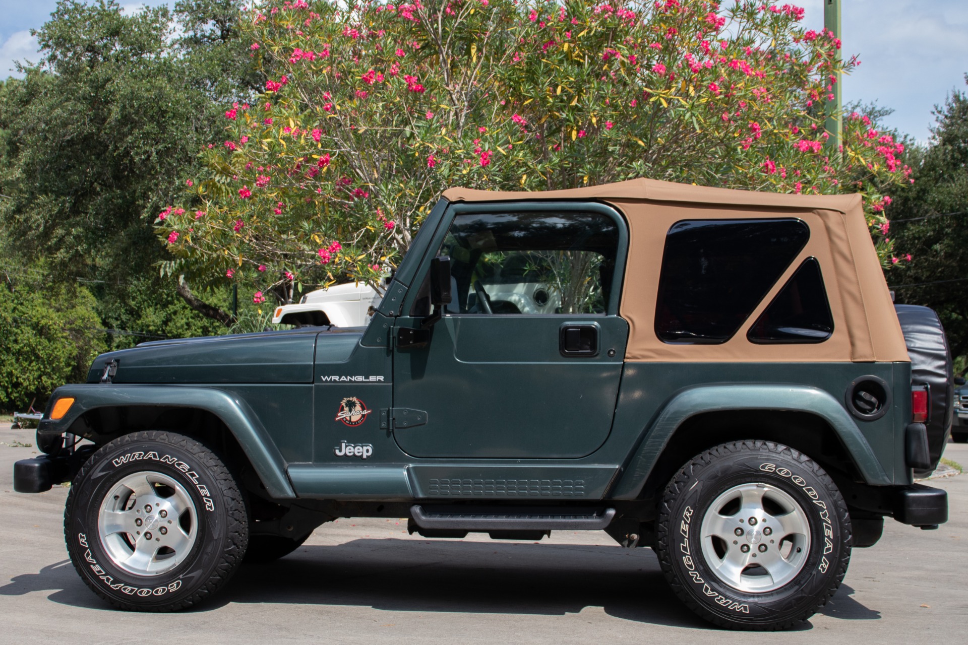 Used-2002-Jeep-Wrangler-Sahara