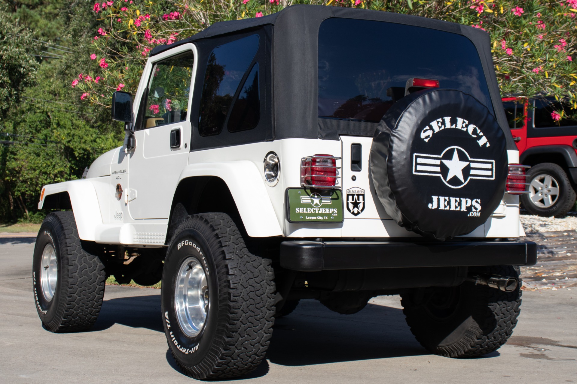 Used-1997-Jeep-Wrangler-Sahara