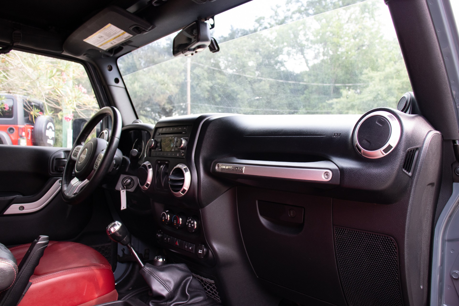 Used-2013-Jeep-Wrangler-Rubicon-10th-Anniversary