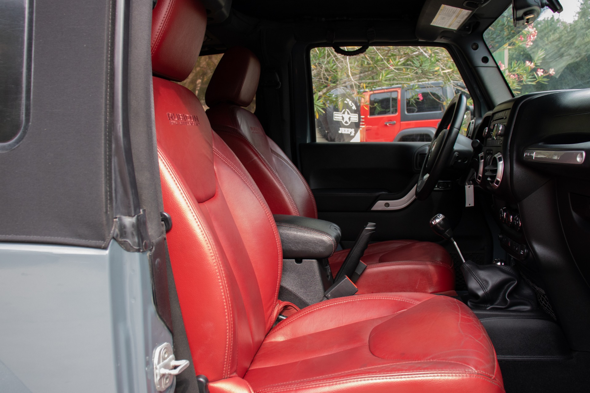 Used-2013-Jeep-Wrangler-Rubicon-10th-Anniversary