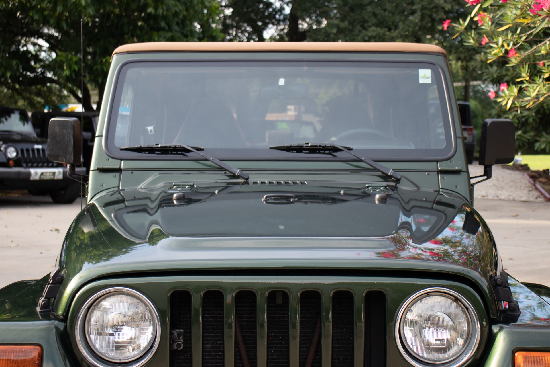 Used-1998-Jeep-Wrangler-Sahara