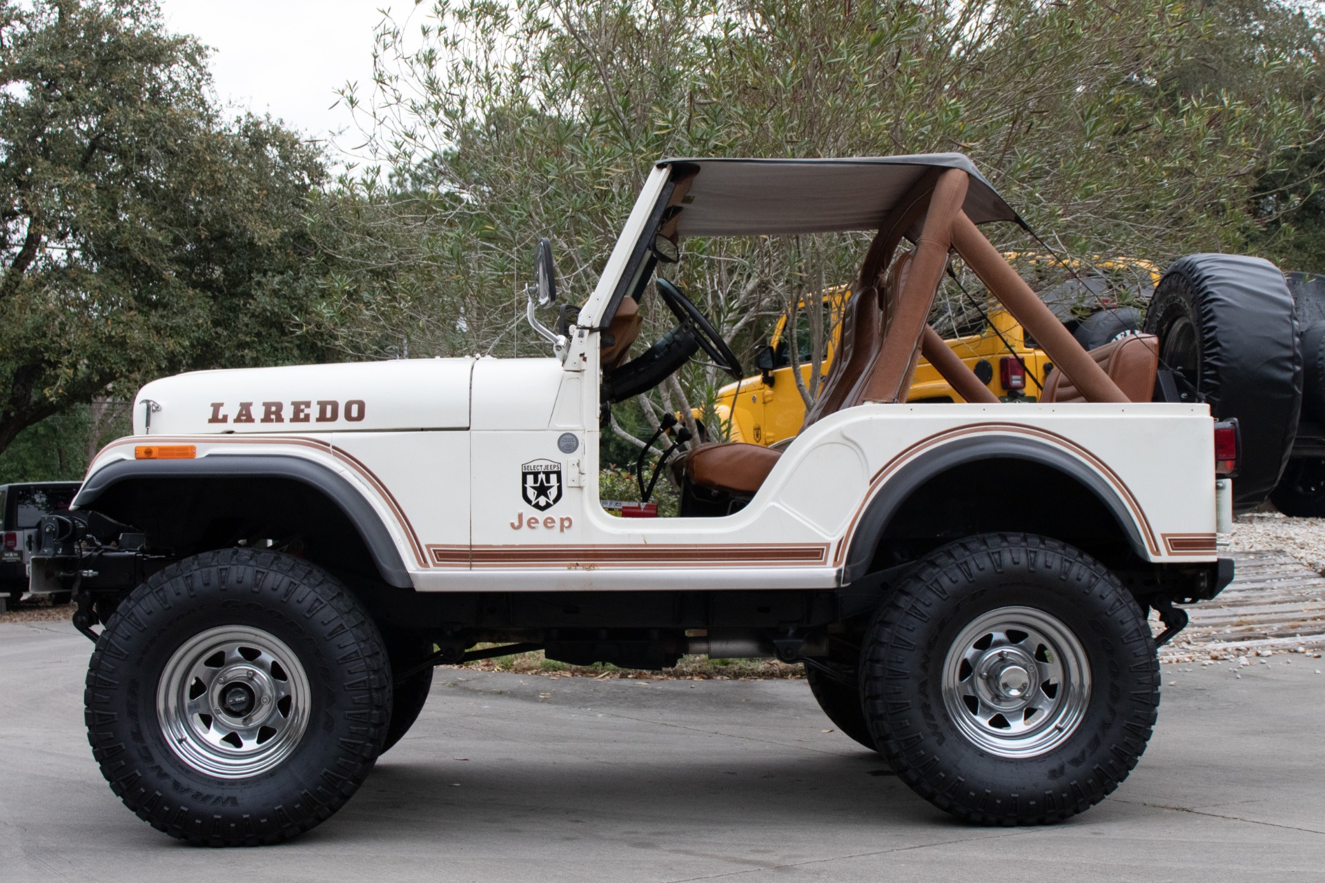 Used-1981-Jeep-CJ-5-Laredo