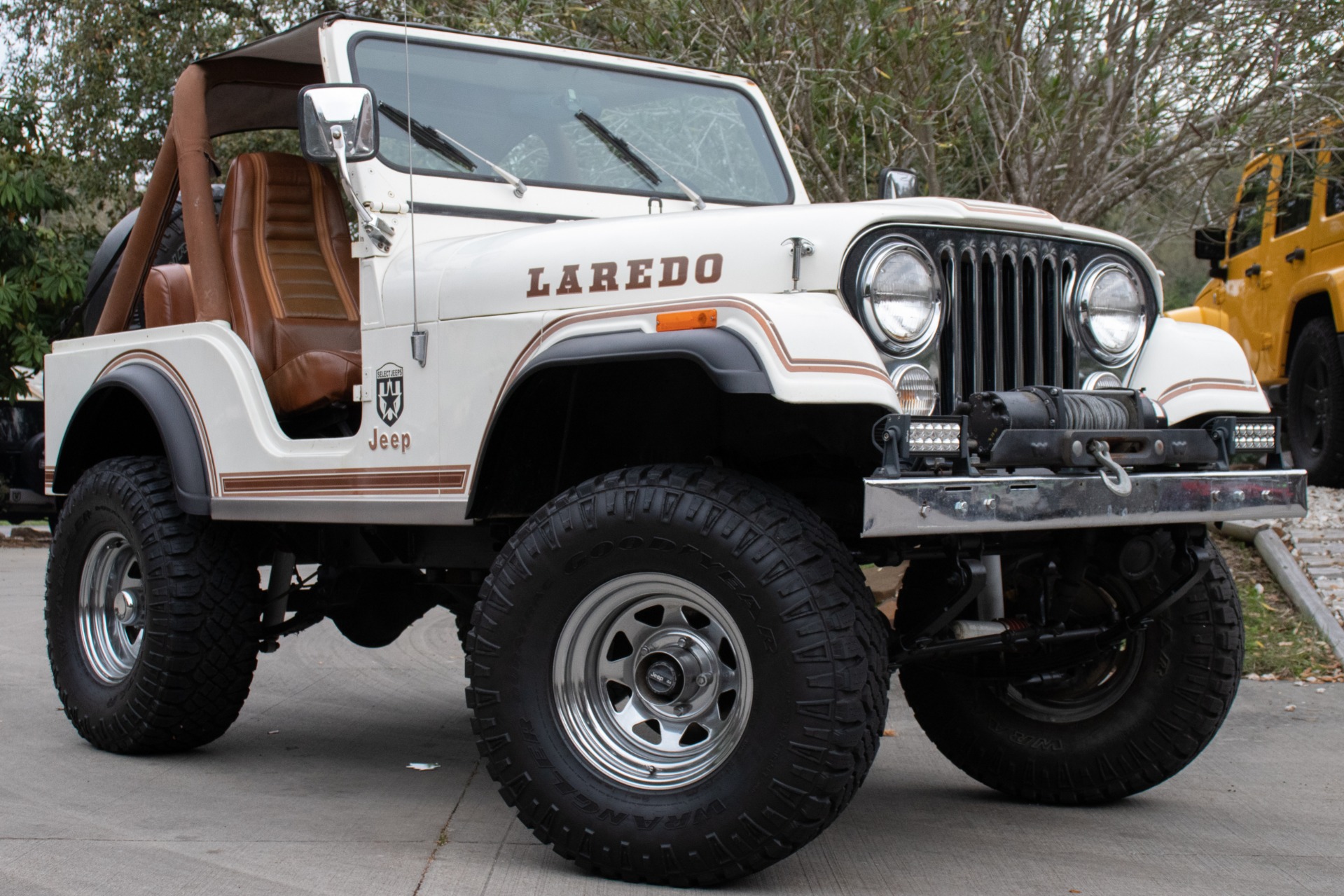 Used-1981-Jeep-CJ-5-Laredo