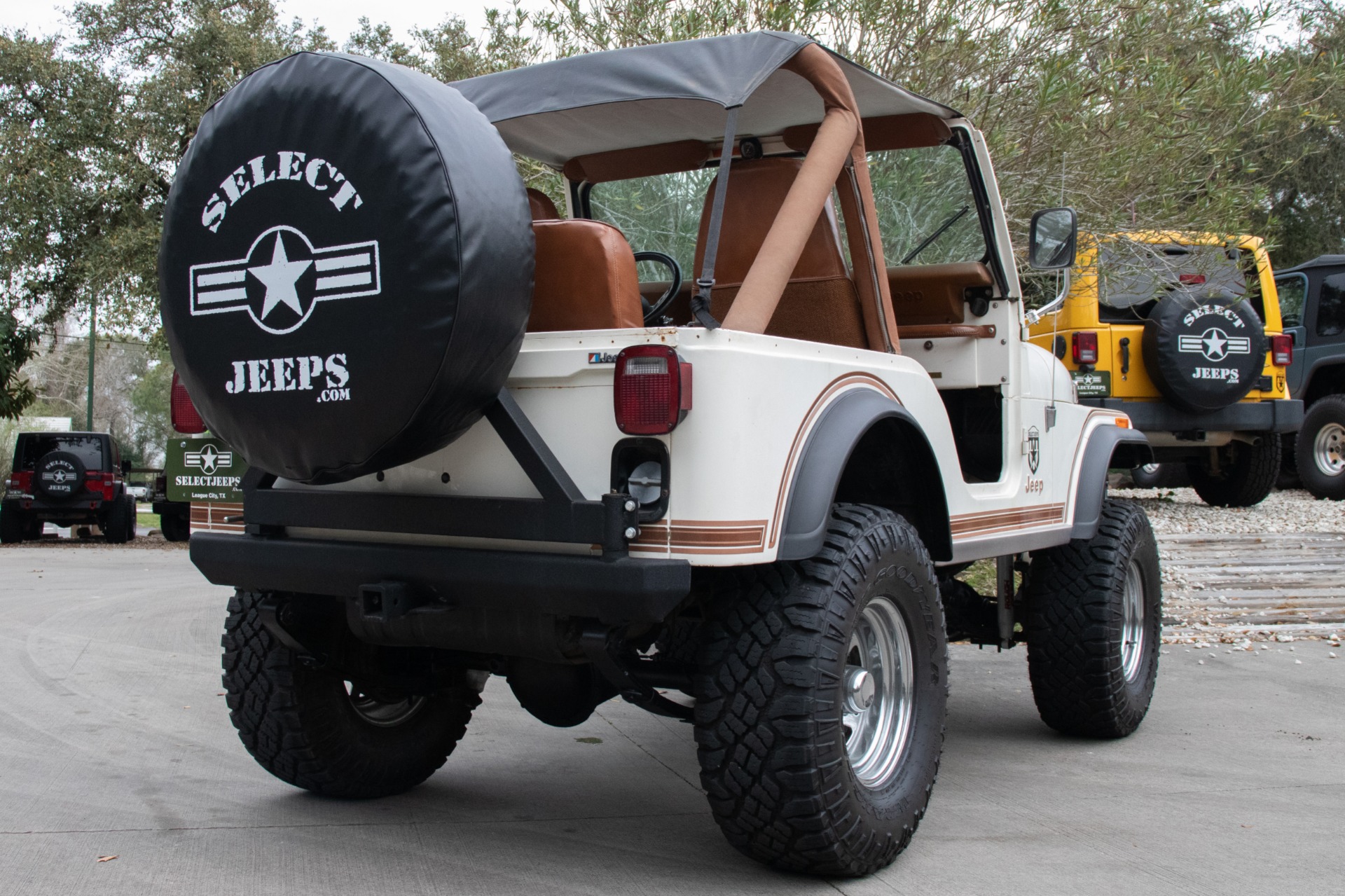 Used-1981-Jeep-CJ-5-Laredo