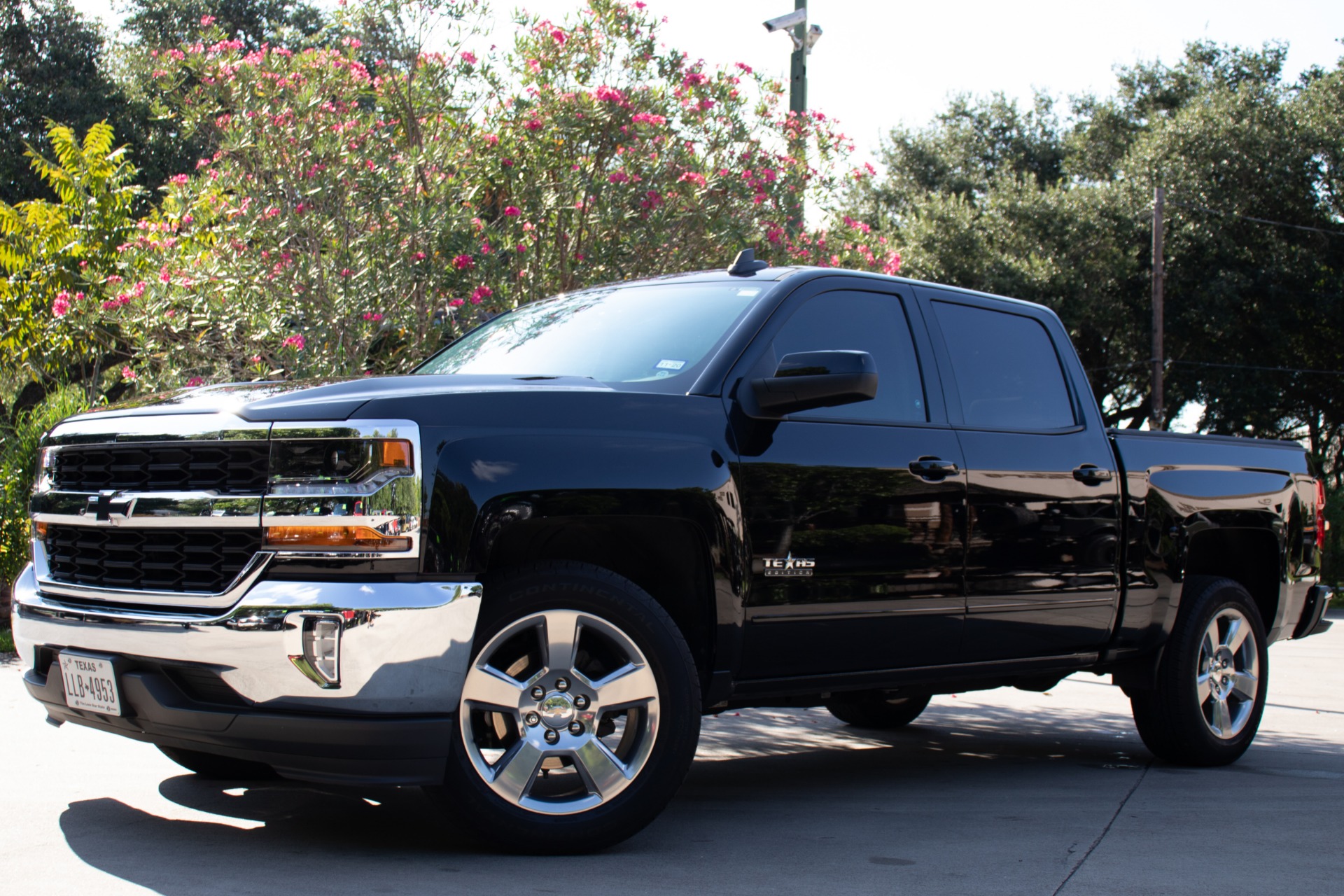 Used-2018-Chevrolet-Silverado-1500-LT