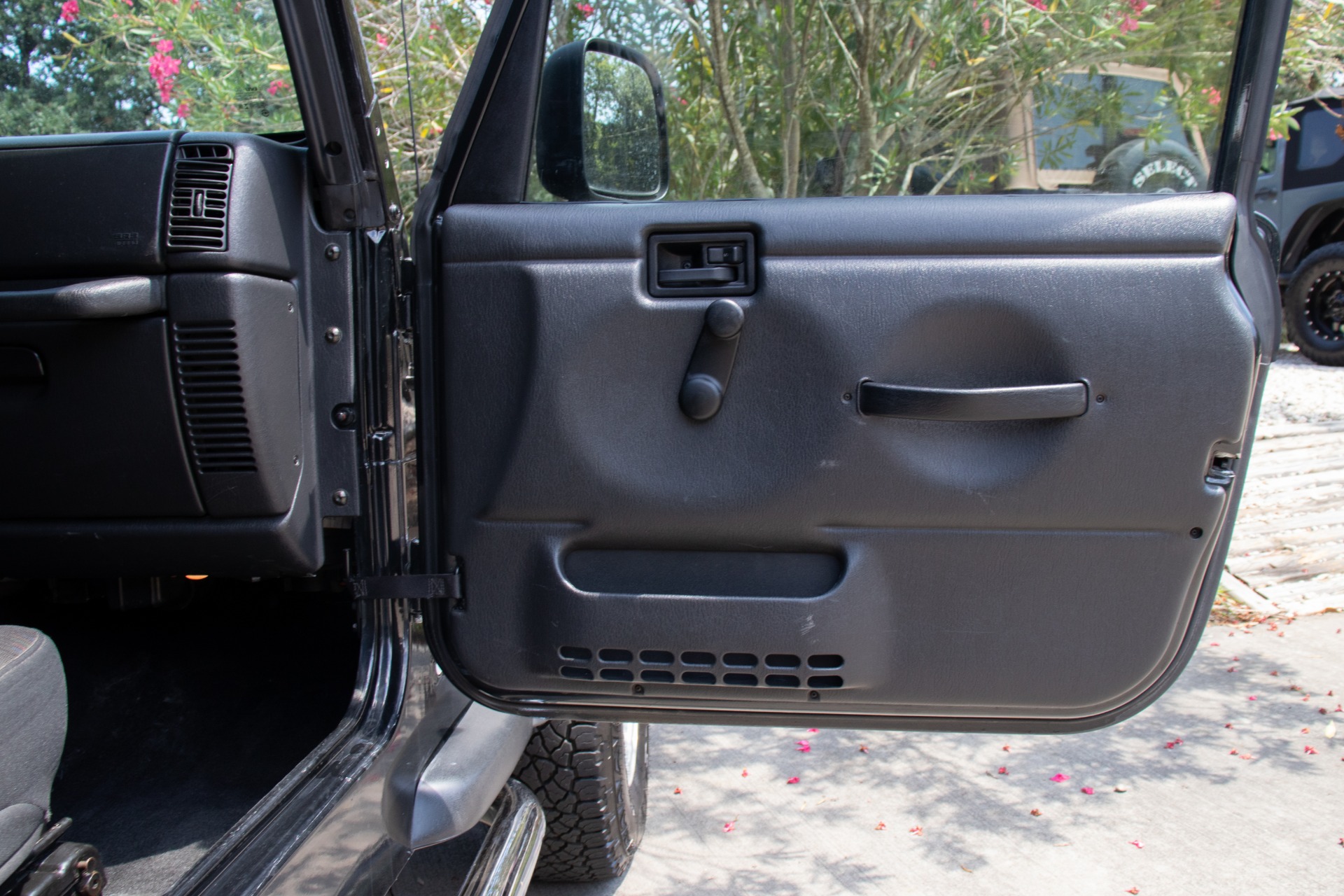 Used-2003-Jeep-Wrangler-X