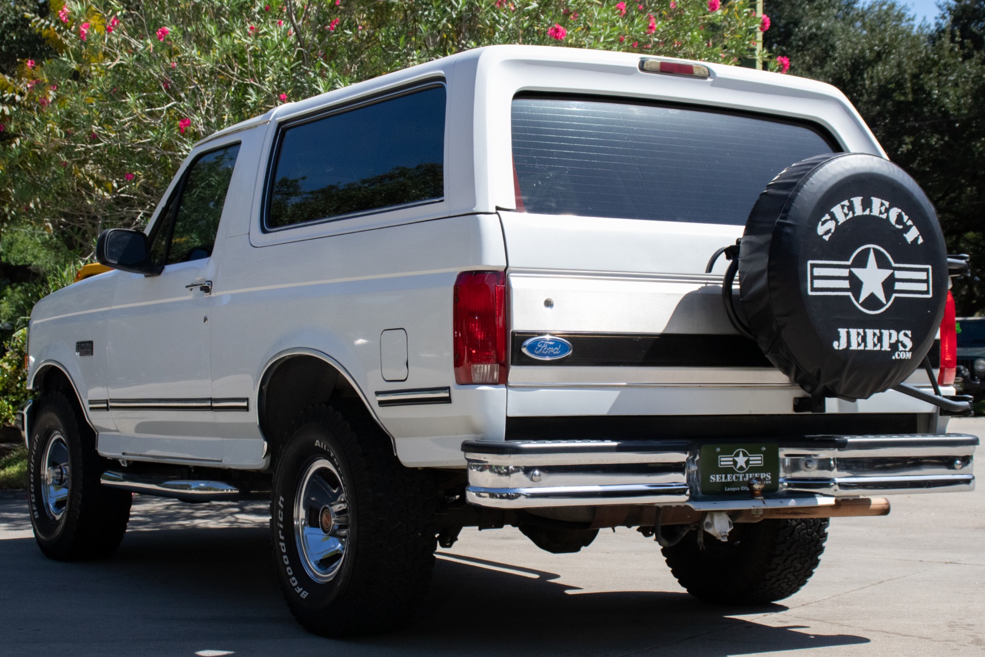 Used-1992-Ford-Bronco-XLT