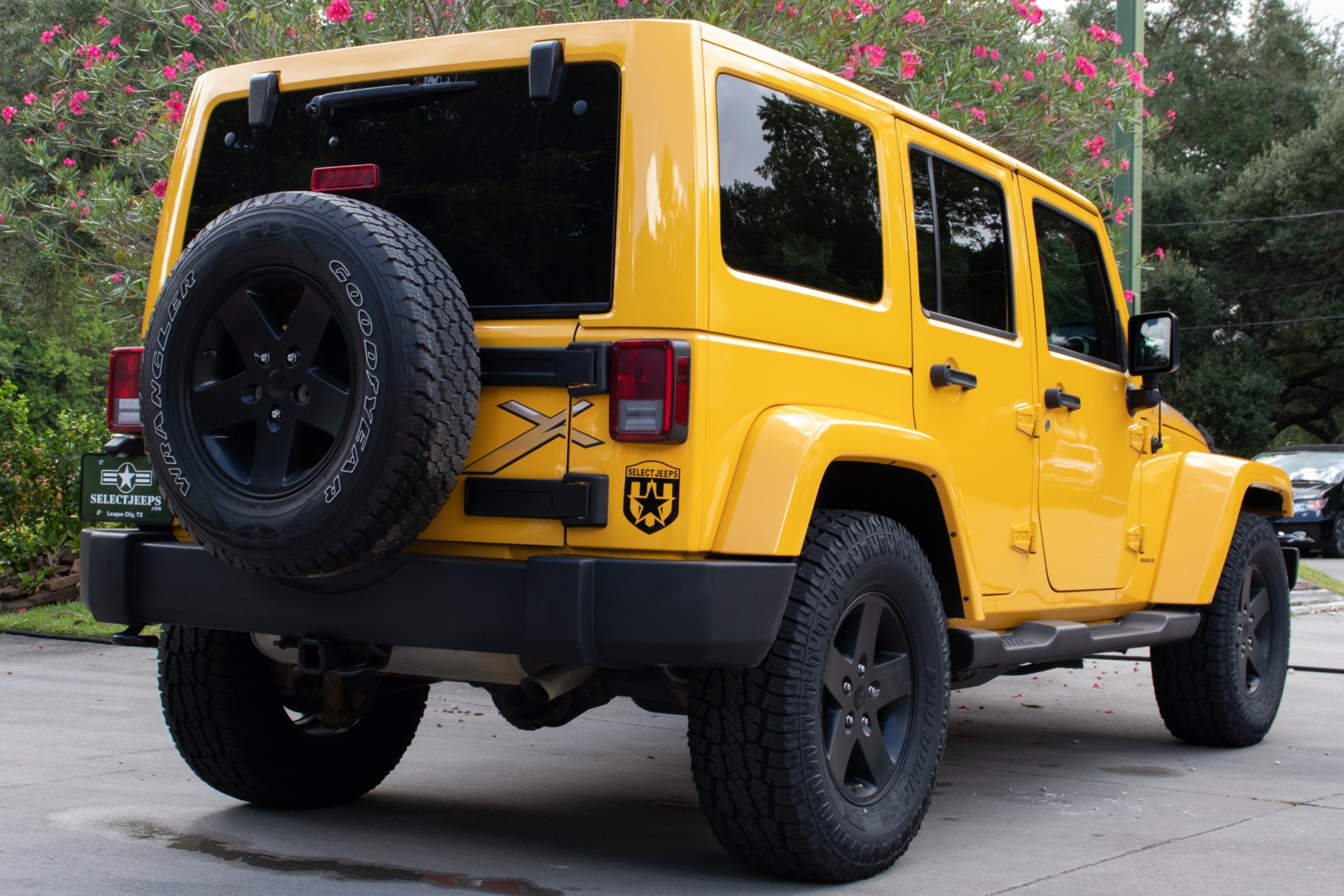 Used-2015-Jeep-Wrangler-Unlimited-X-Edition