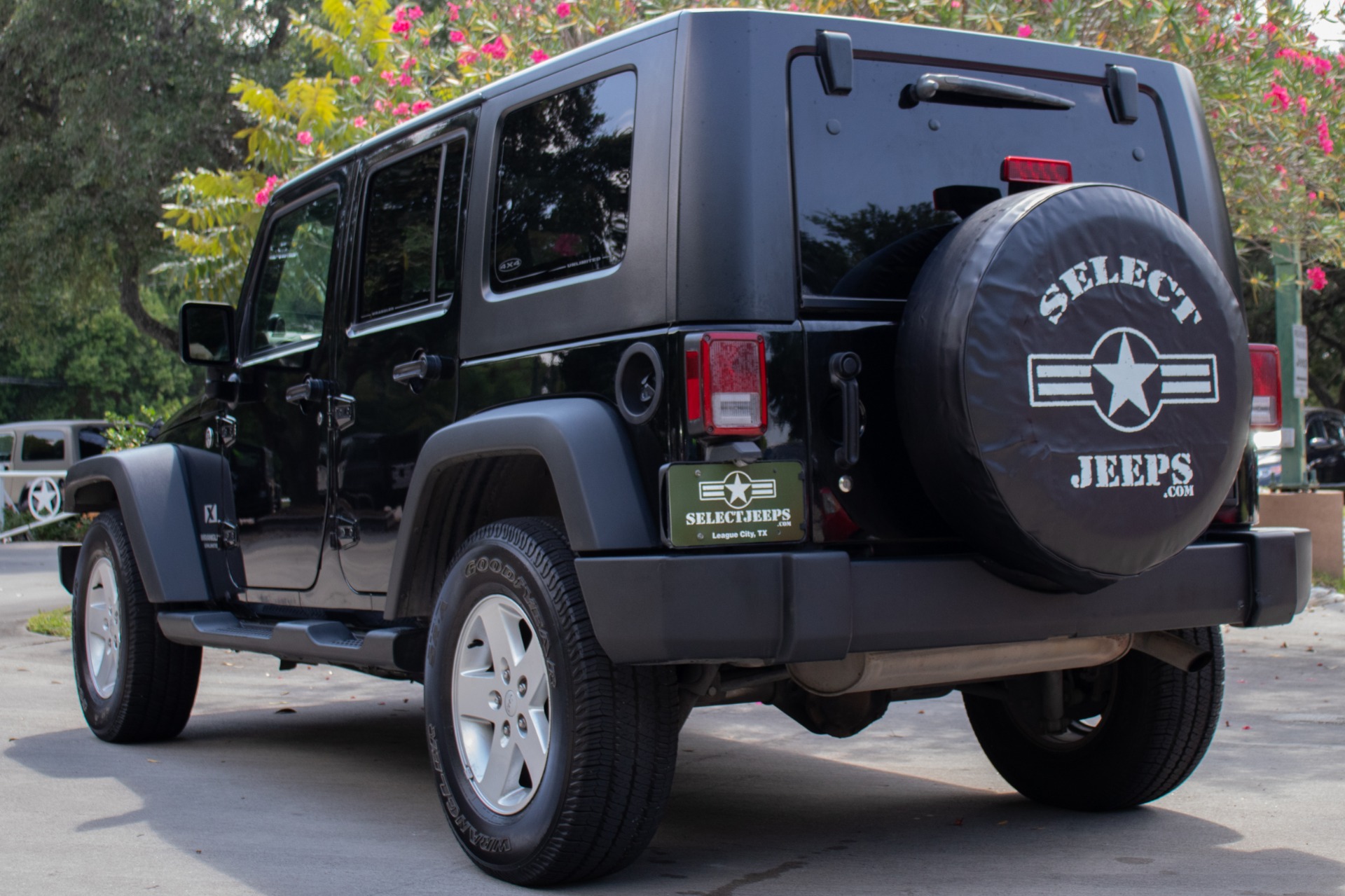 Used-2008-Jeep-Wrangler-Unlimited-X