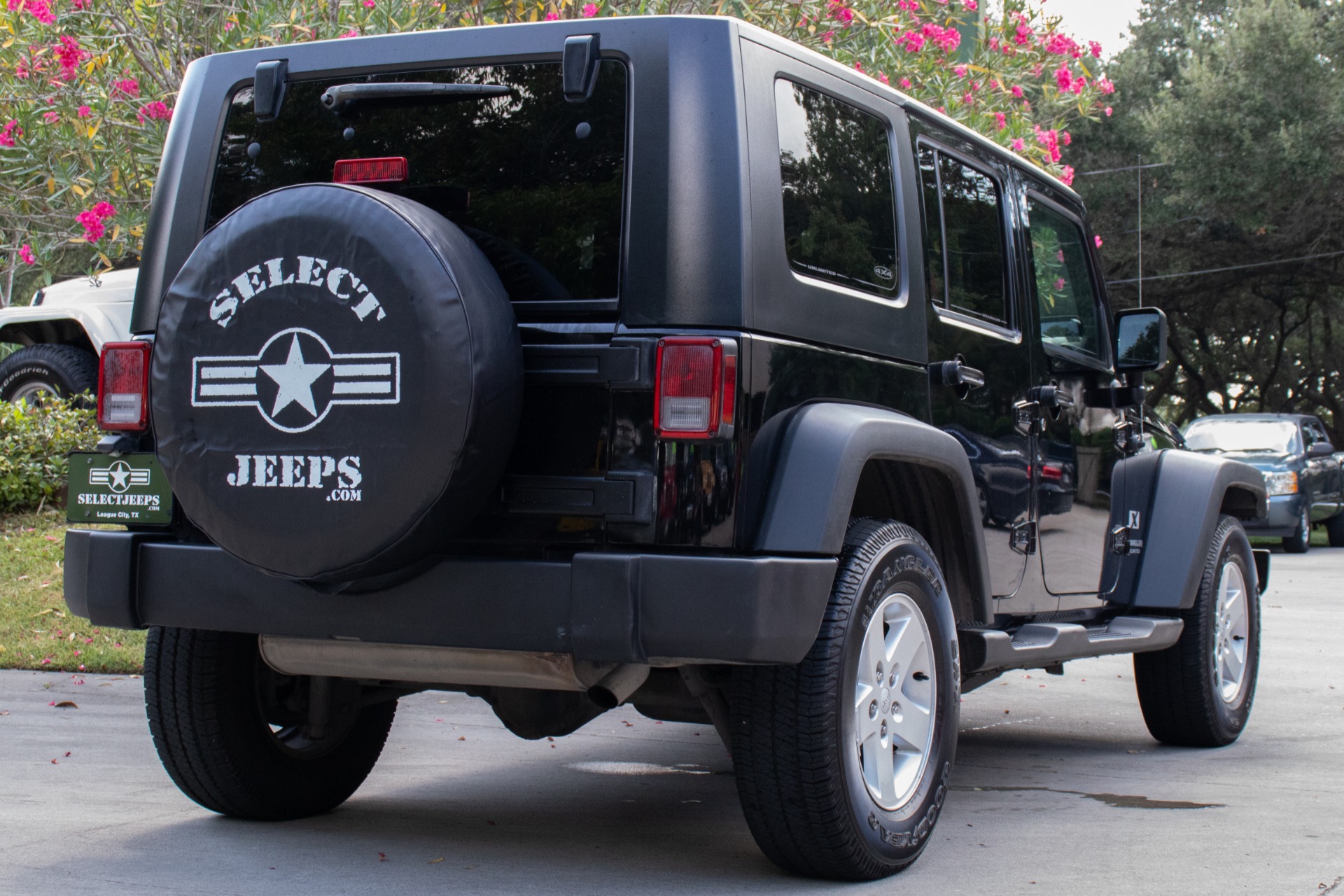 Used-2008-Jeep-Wrangler-Unlimited-X