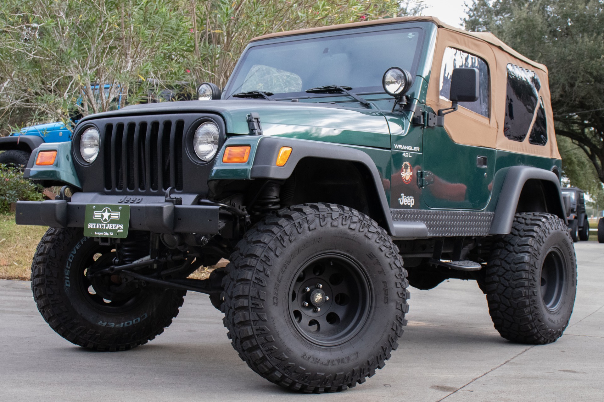 Used-2001-Jeep-Wrangler-Sahara