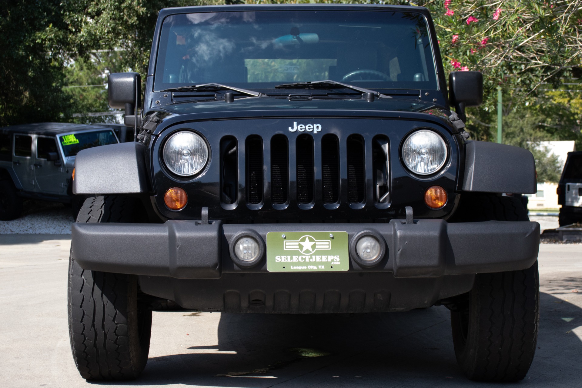 Used-2010-Jeep-Wrangler-Unlimited-Sport