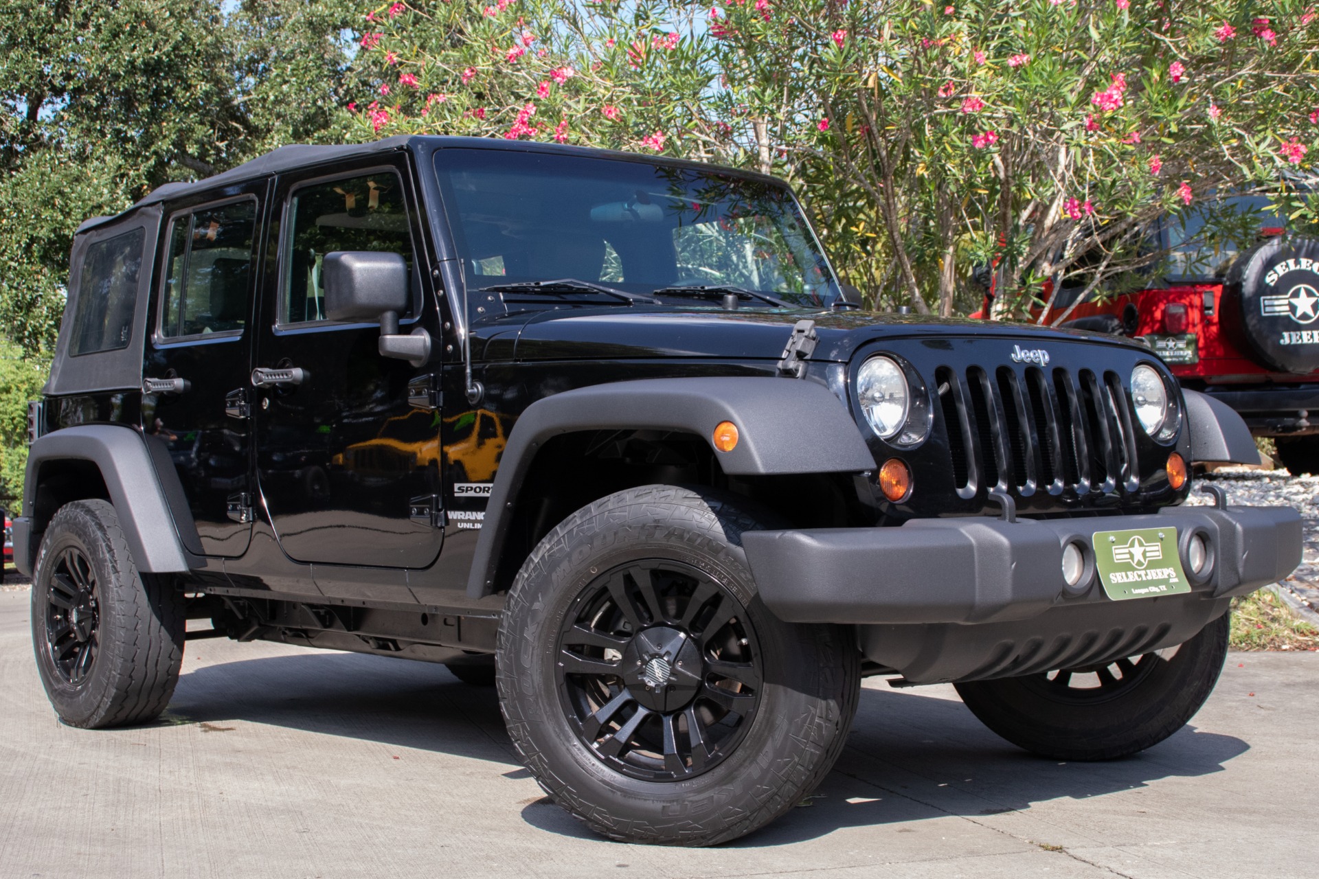 Used-2010-Jeep-Wrangler-Unlimited-Sport