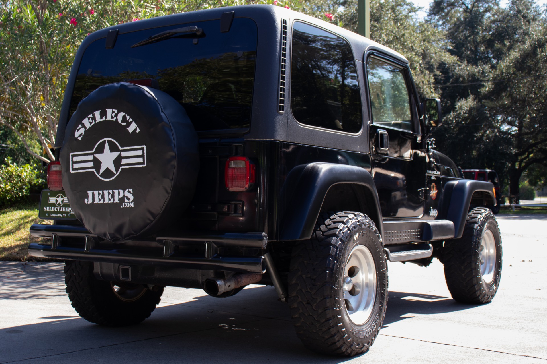 Used-1998-Jeep-Wrangler-Sahara