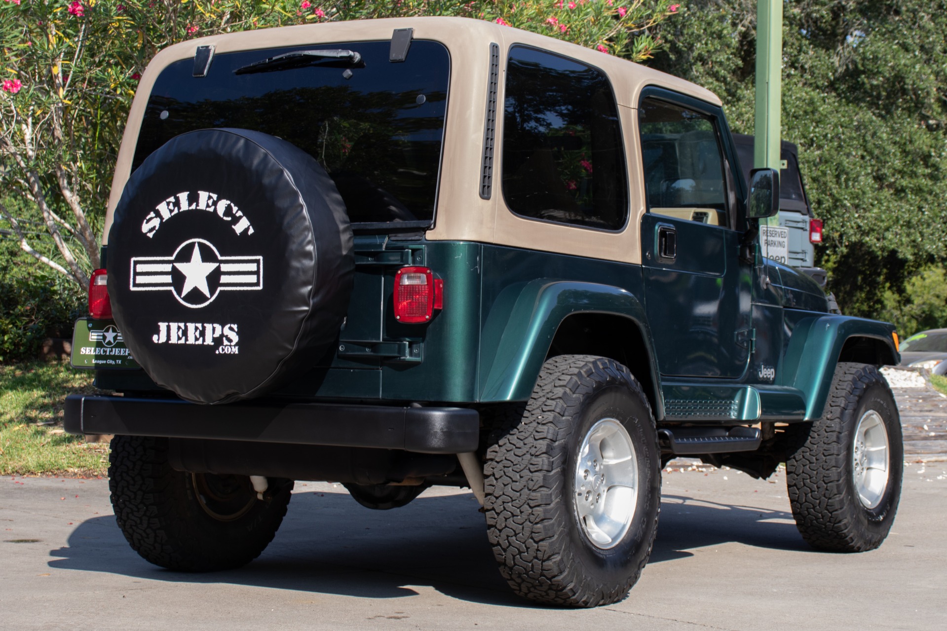 Used-2000-Jeep-Wrangler-Sahara